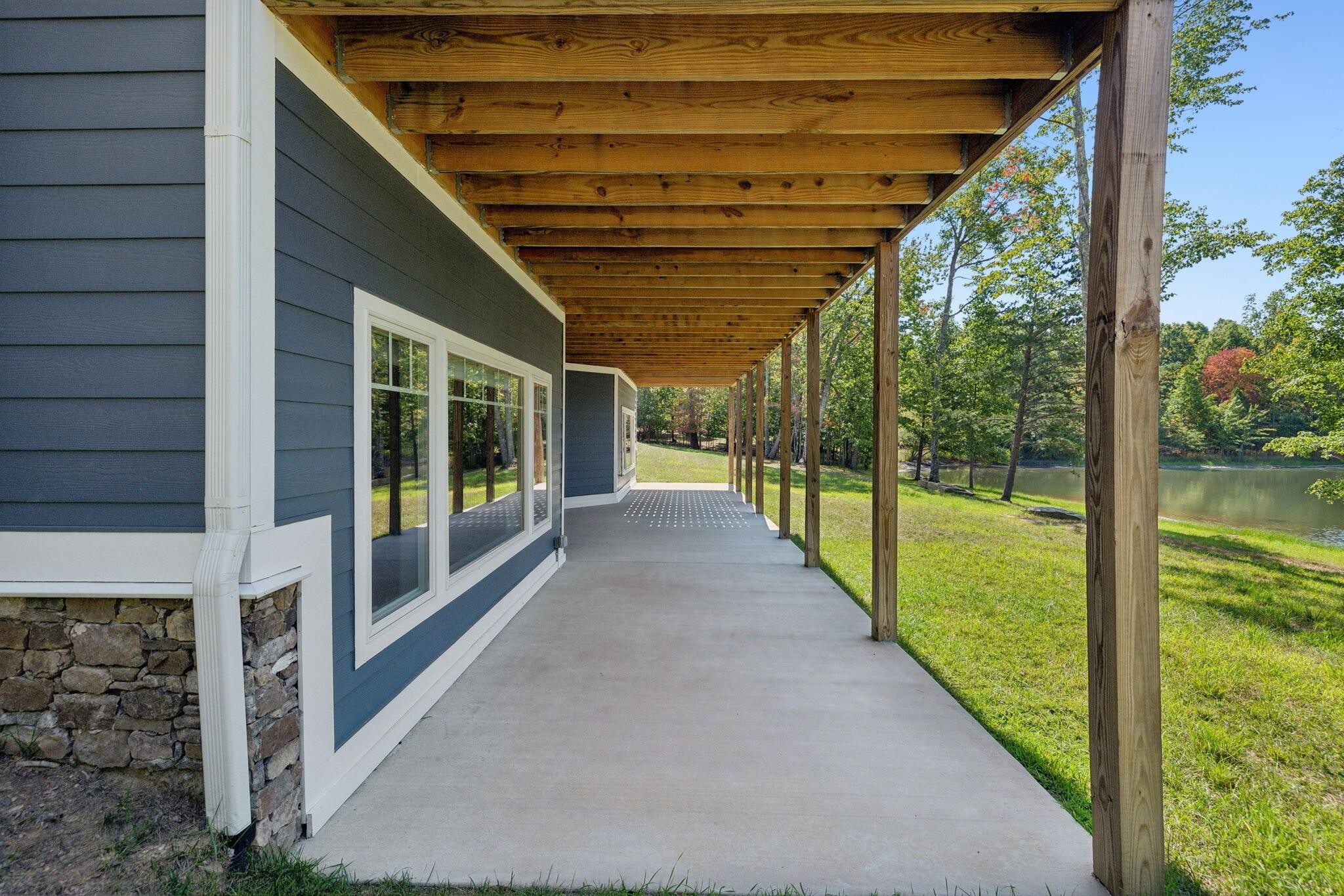 1158 Bluff View Drive
