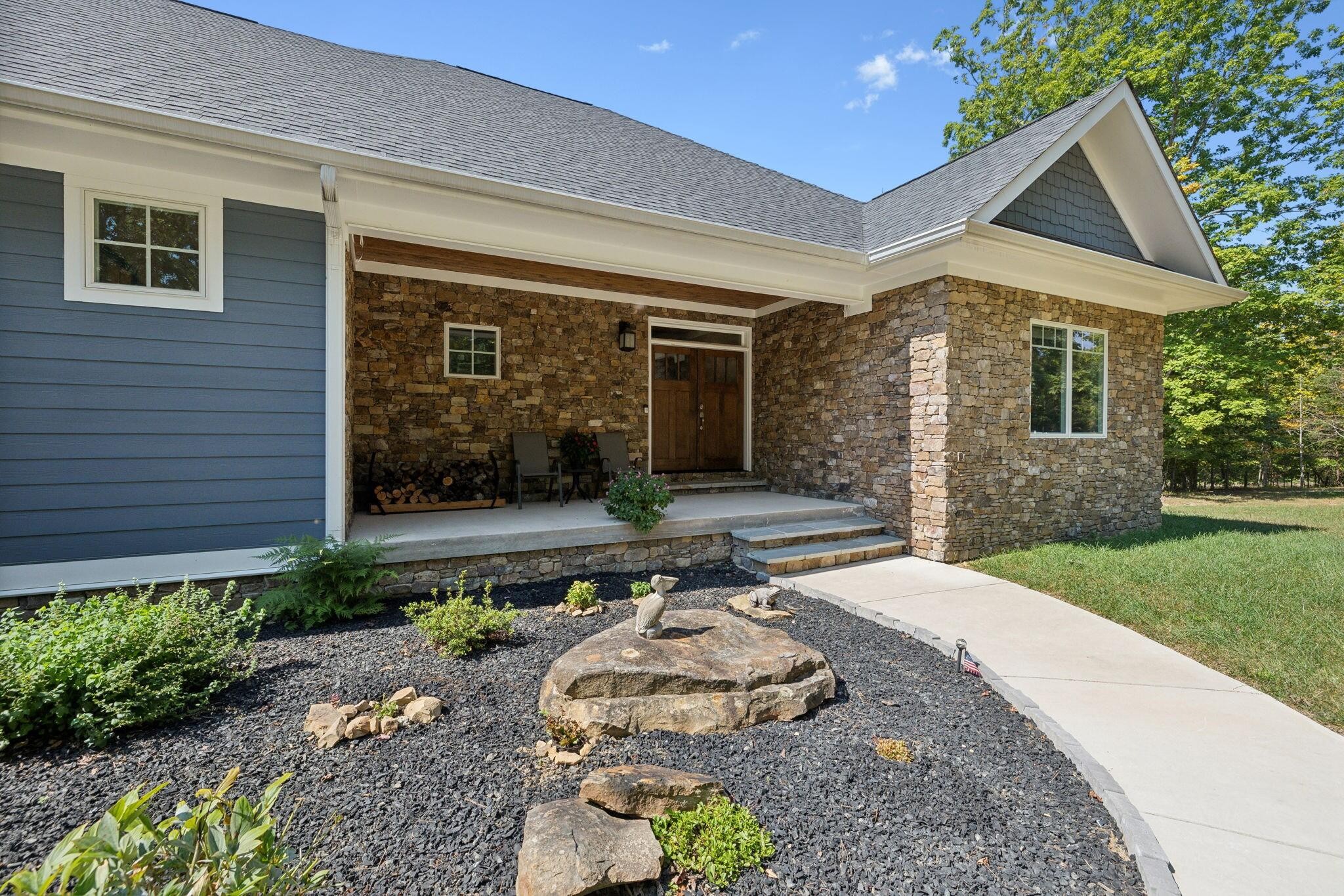 1158 Bluff View Drive
