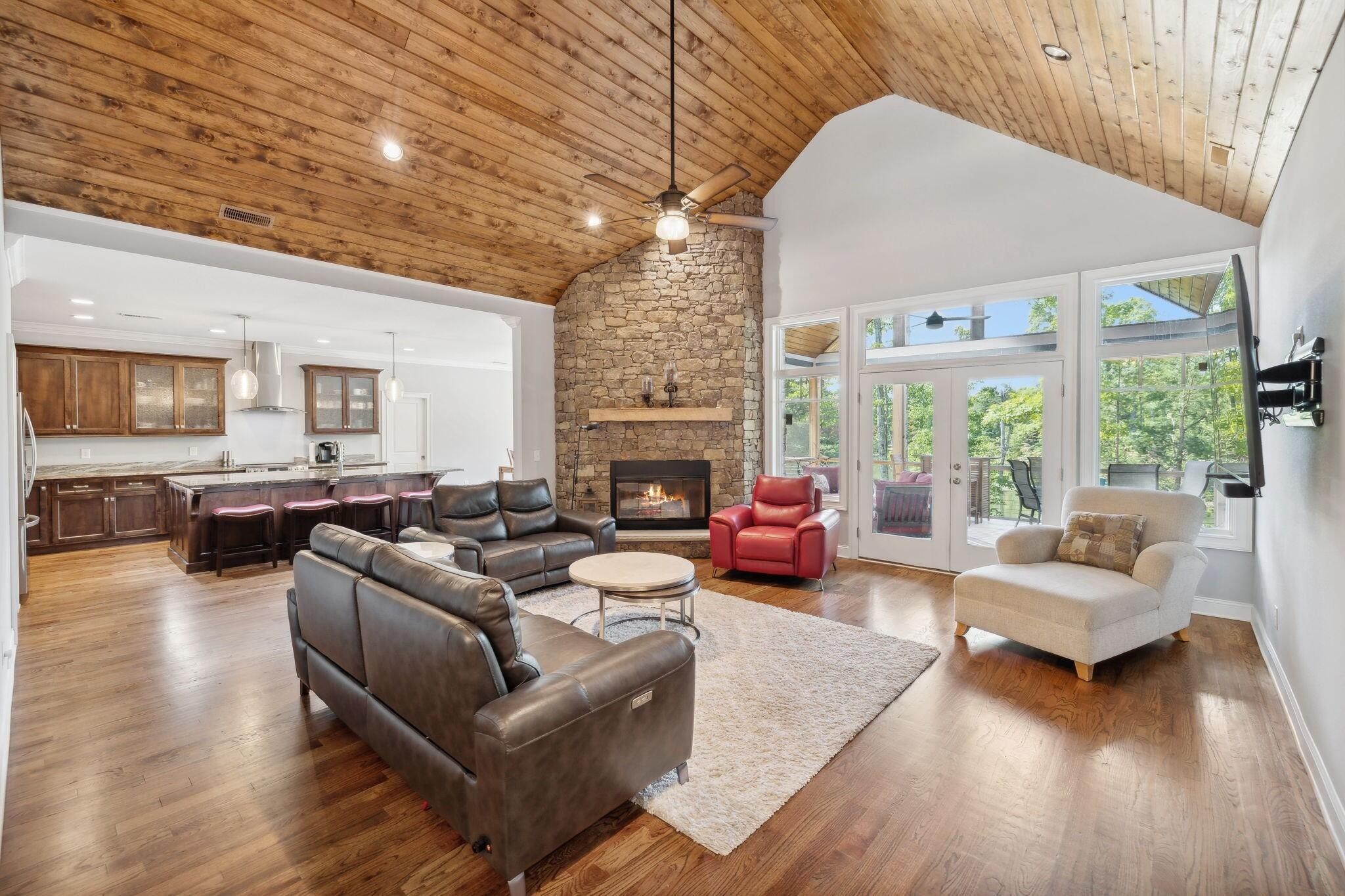 1158 Bluff View Drive