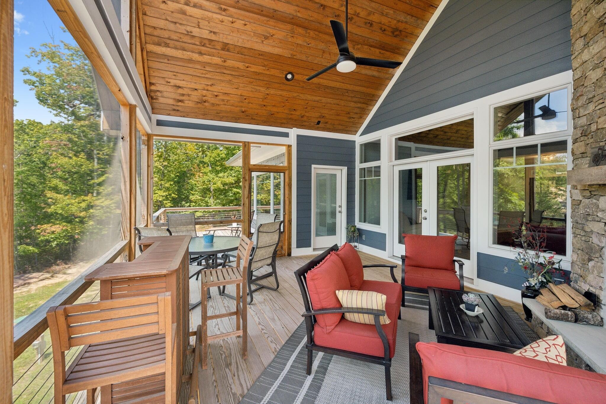 1158 Bluff View Drive