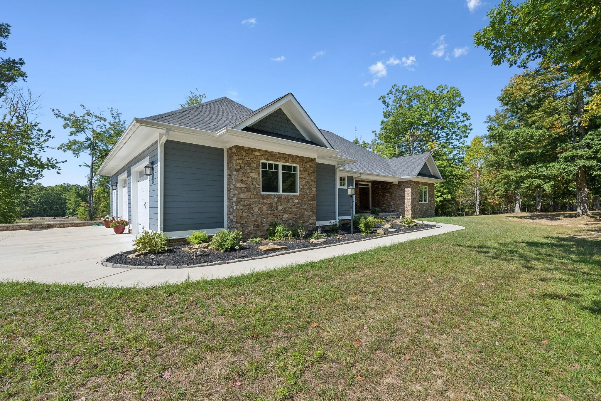 1158 Bluff View Drive