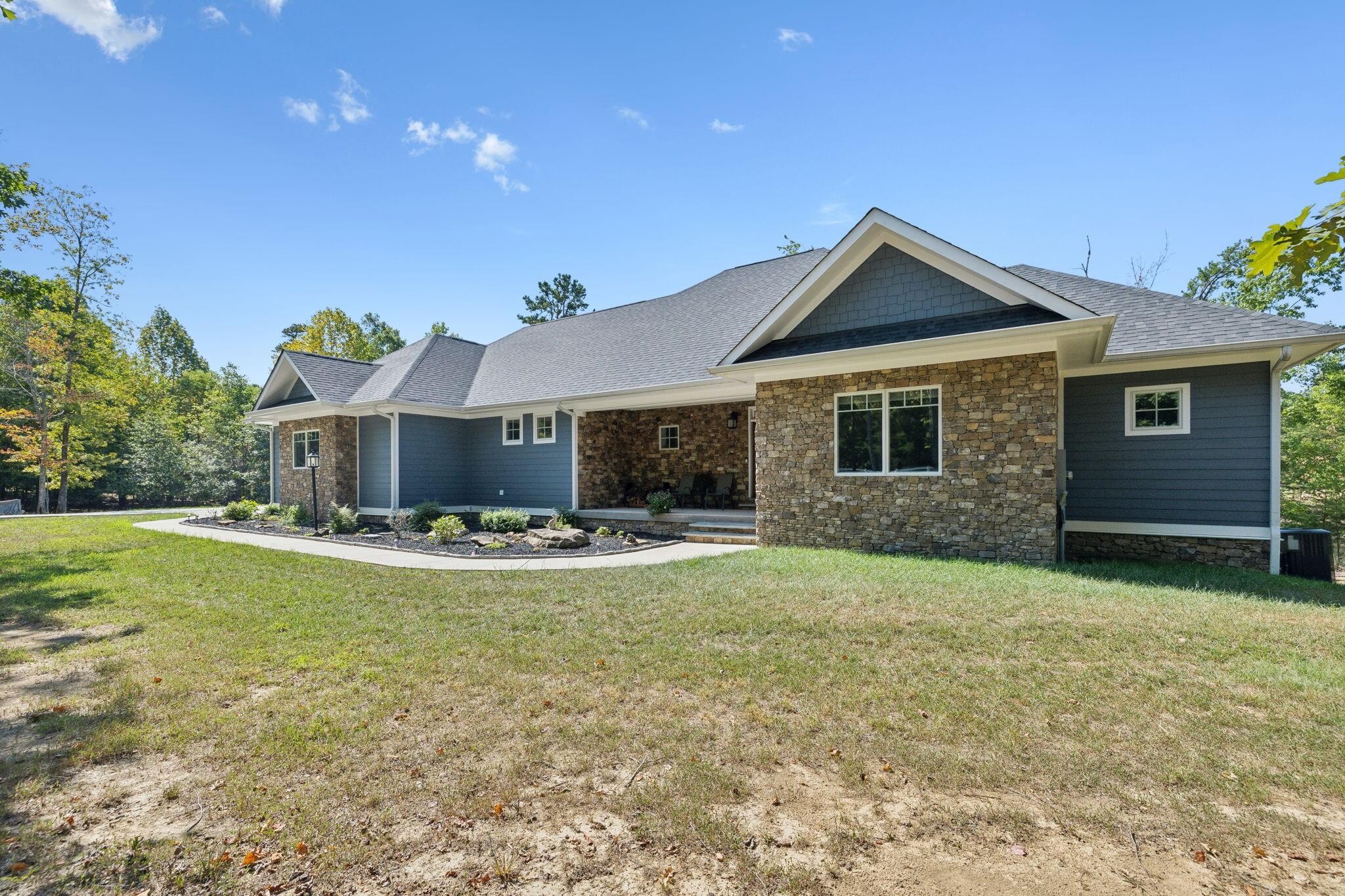 1158 Bluff View Drive