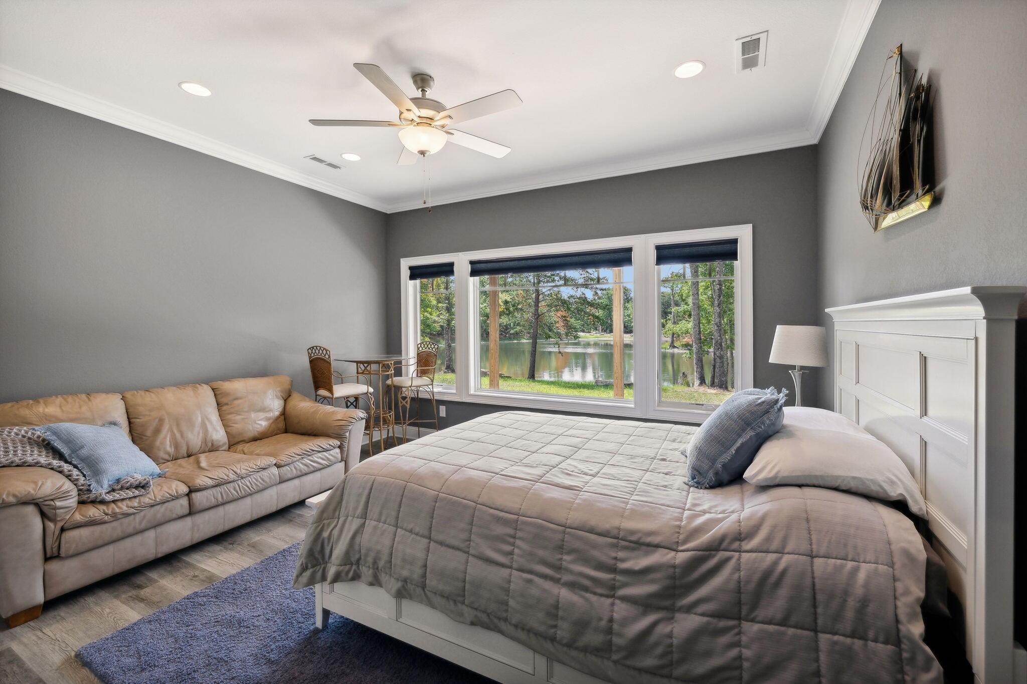 1158 Bluff View Drive