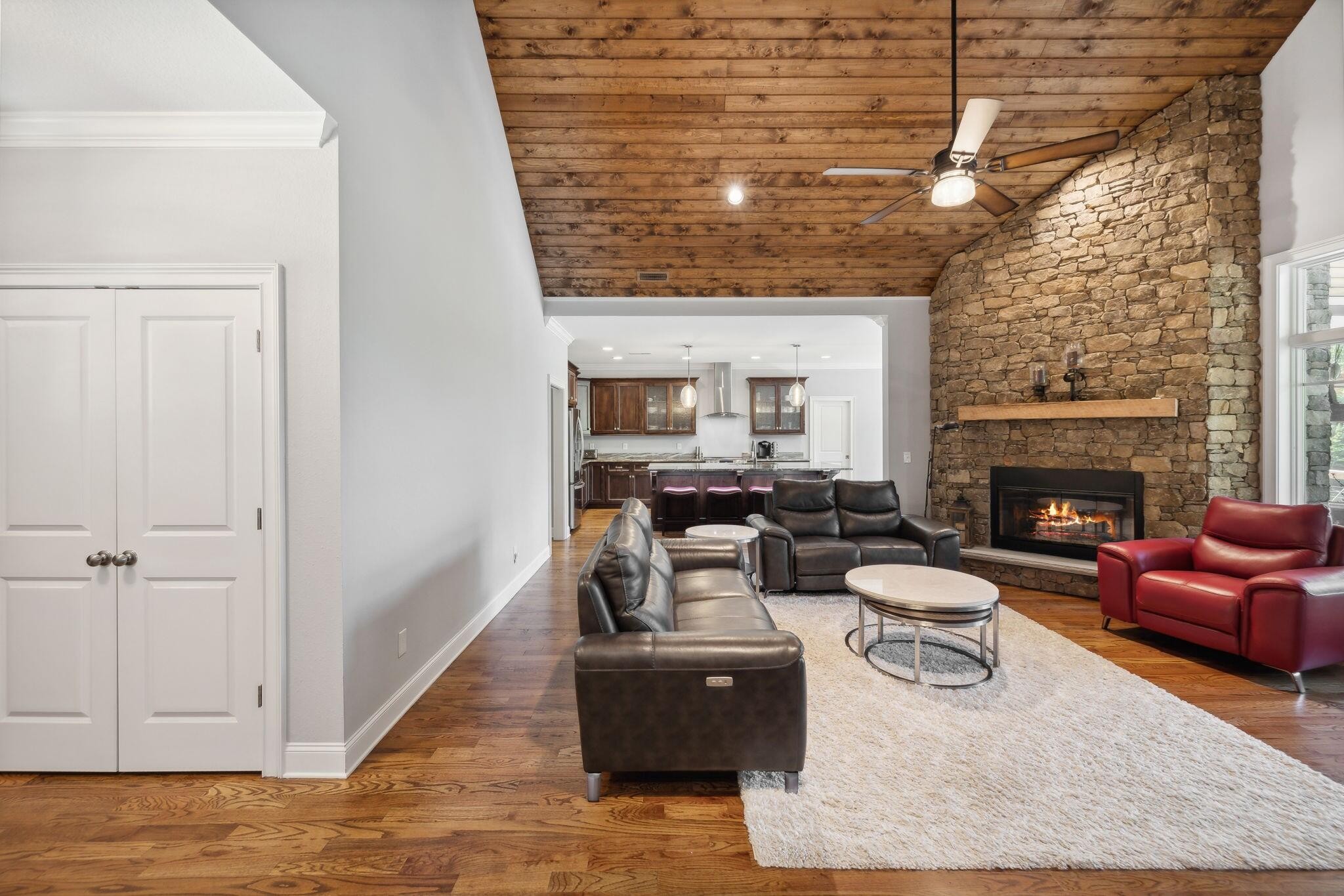 1158 Bluff View Drive