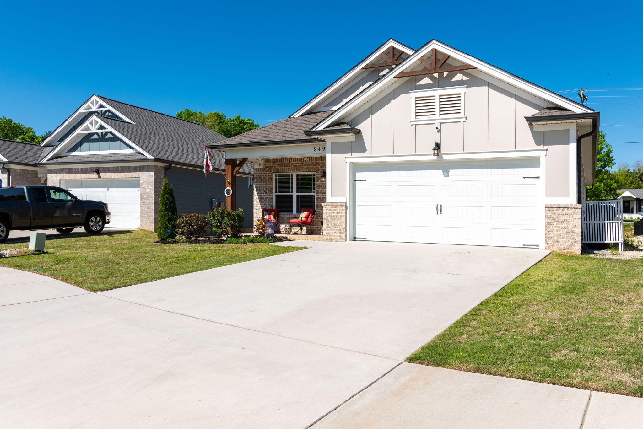 8498 Cherrybark Lane