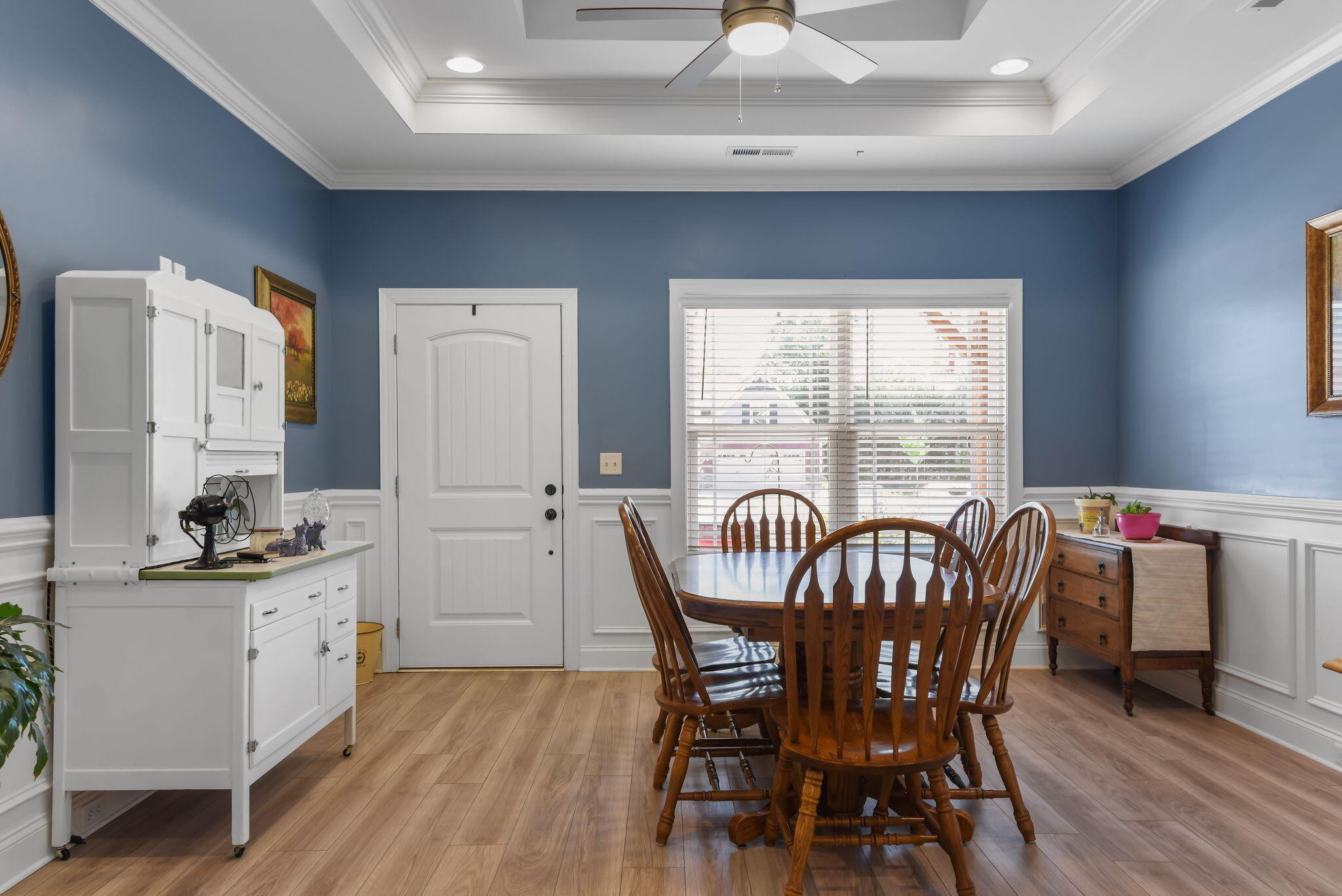 8498 Cherrybark Lane