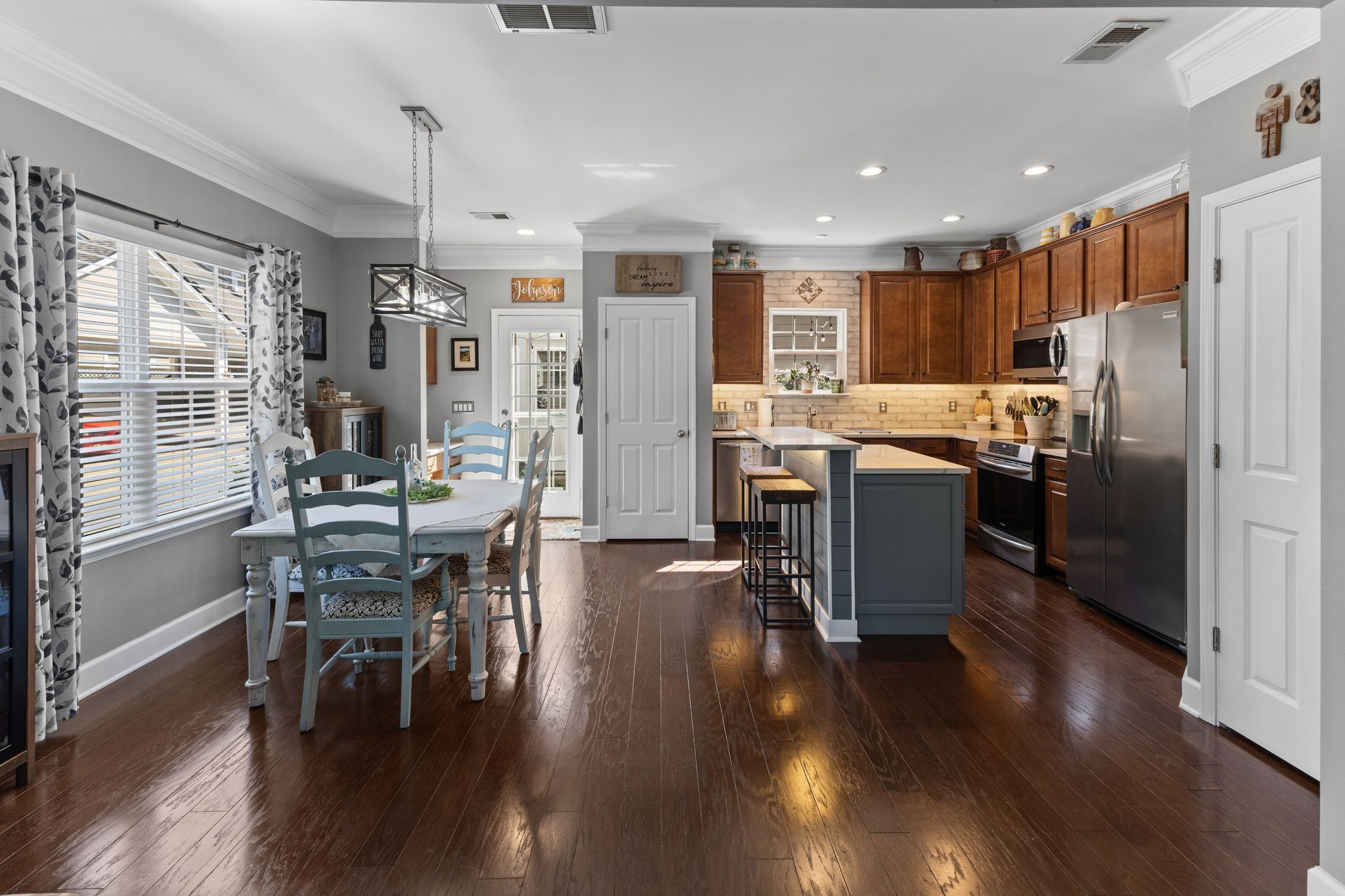 3102 Fyffe Ln