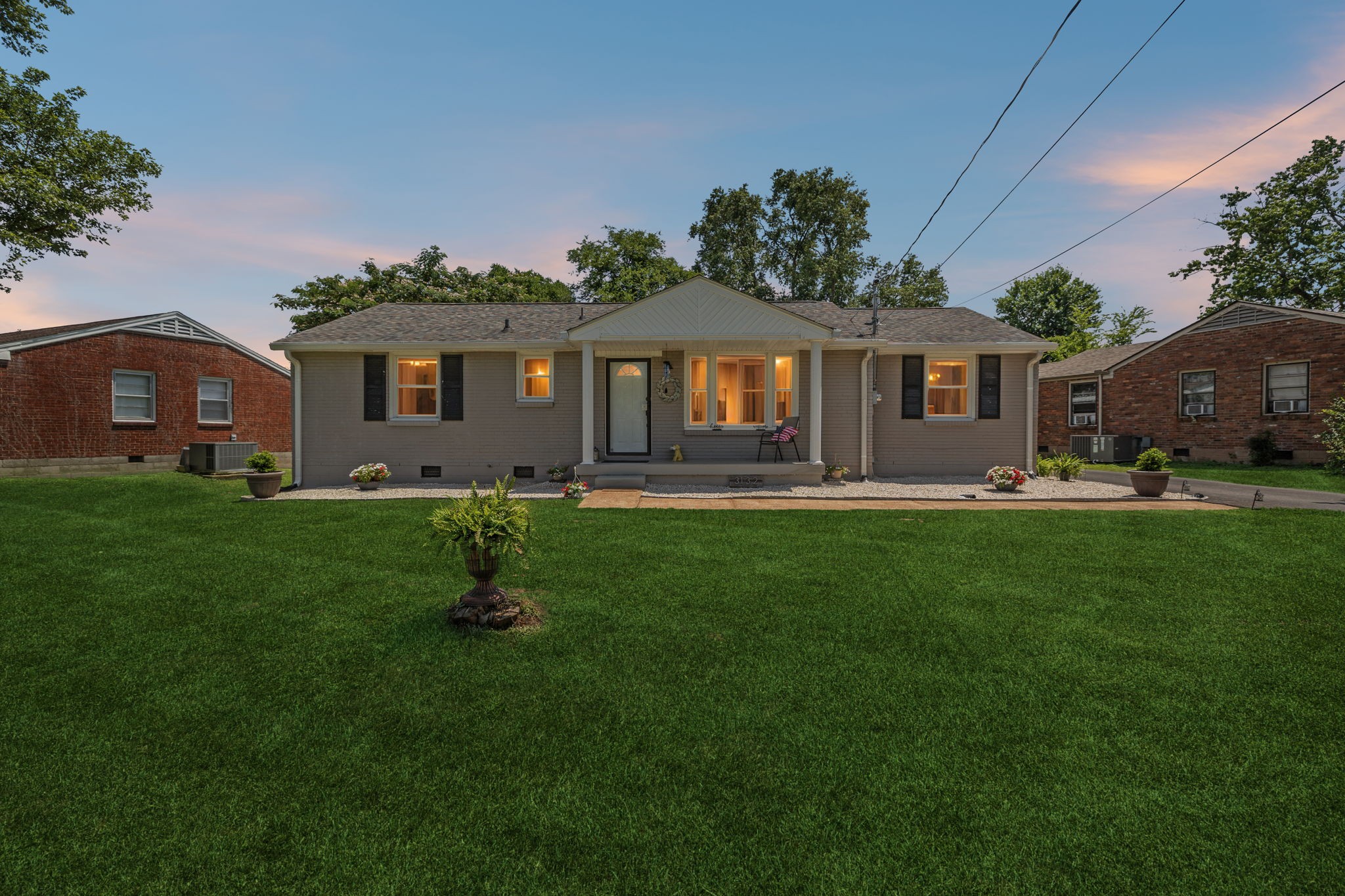 3132 Stafford Dr