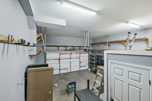 85 Spring Valley Dr