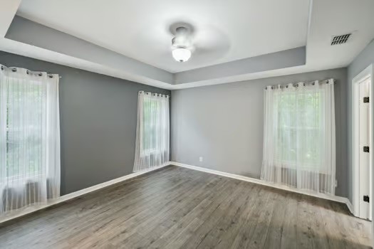 85 Spring Valley Dr