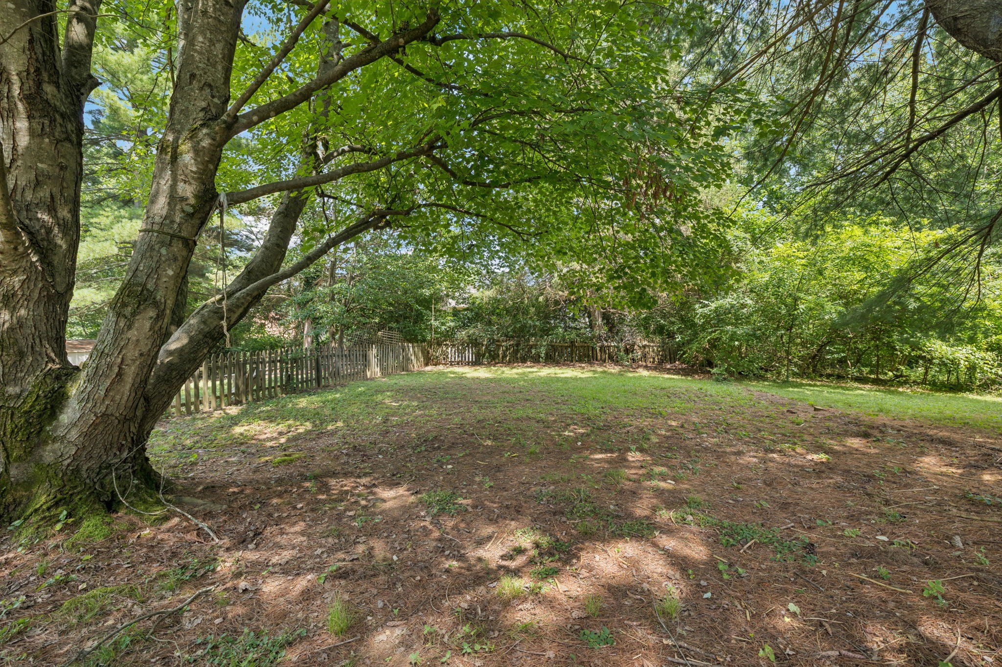 211 Woodmaker Ct