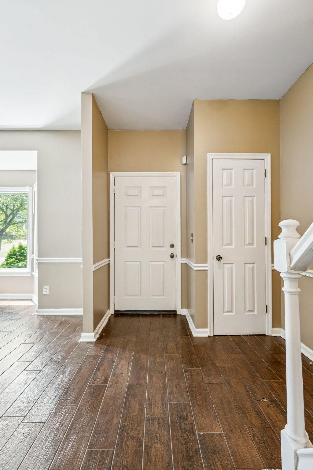 211 Woodmaker Ct