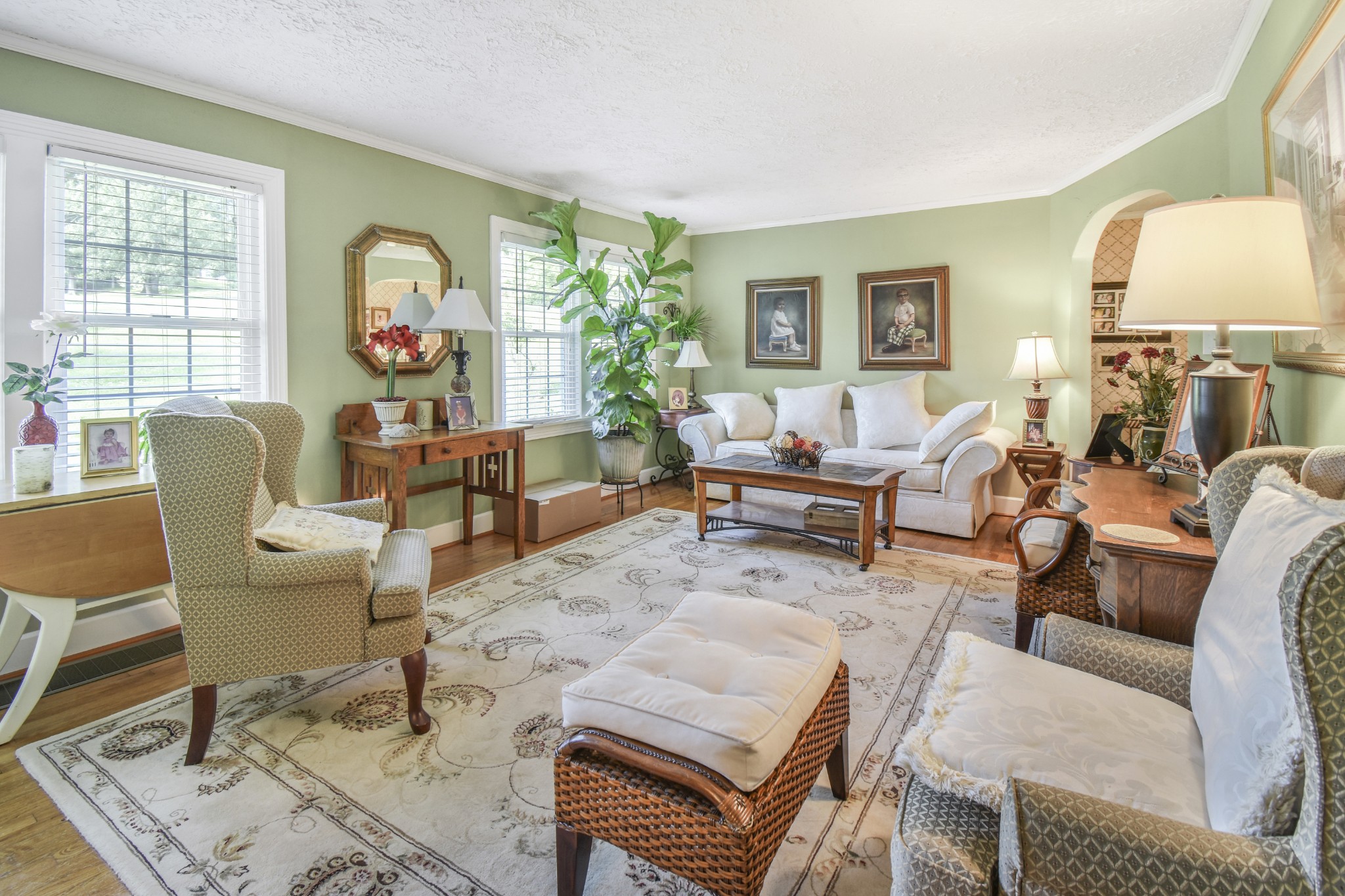 130 Sunset Dr