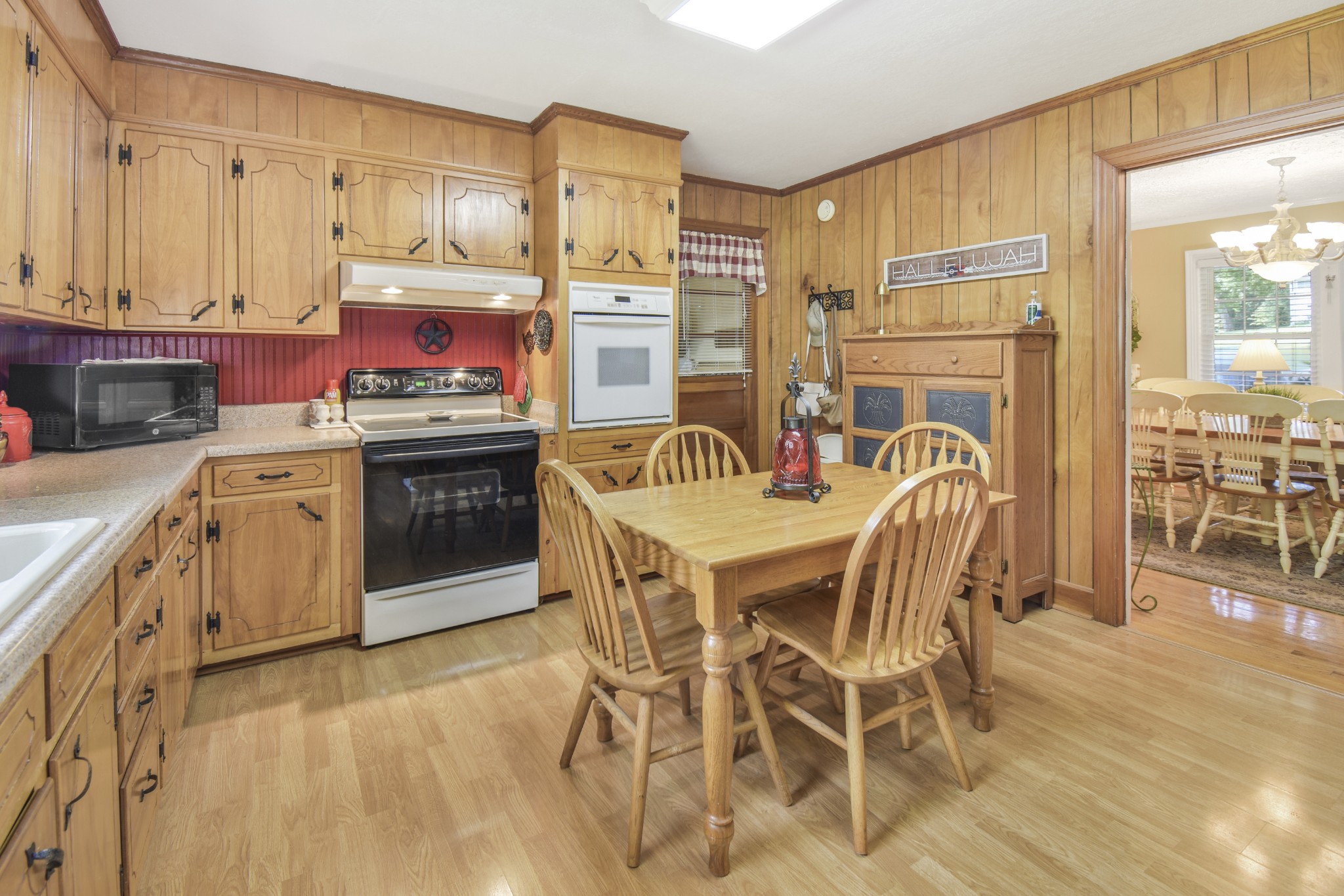 130 Sunset Dr