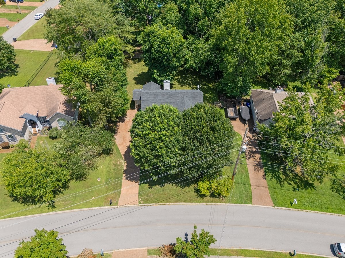 202 Hunterwood Dr
