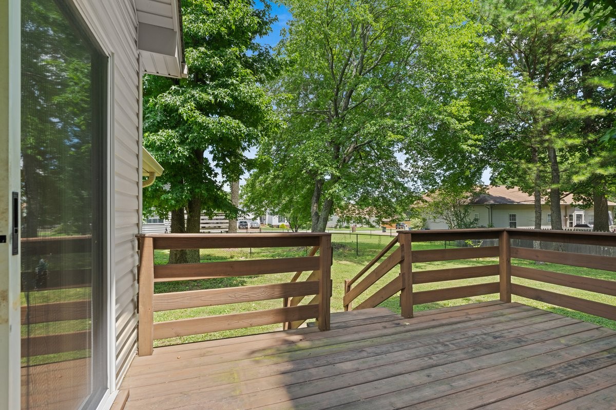 202 Hunterwood Dr