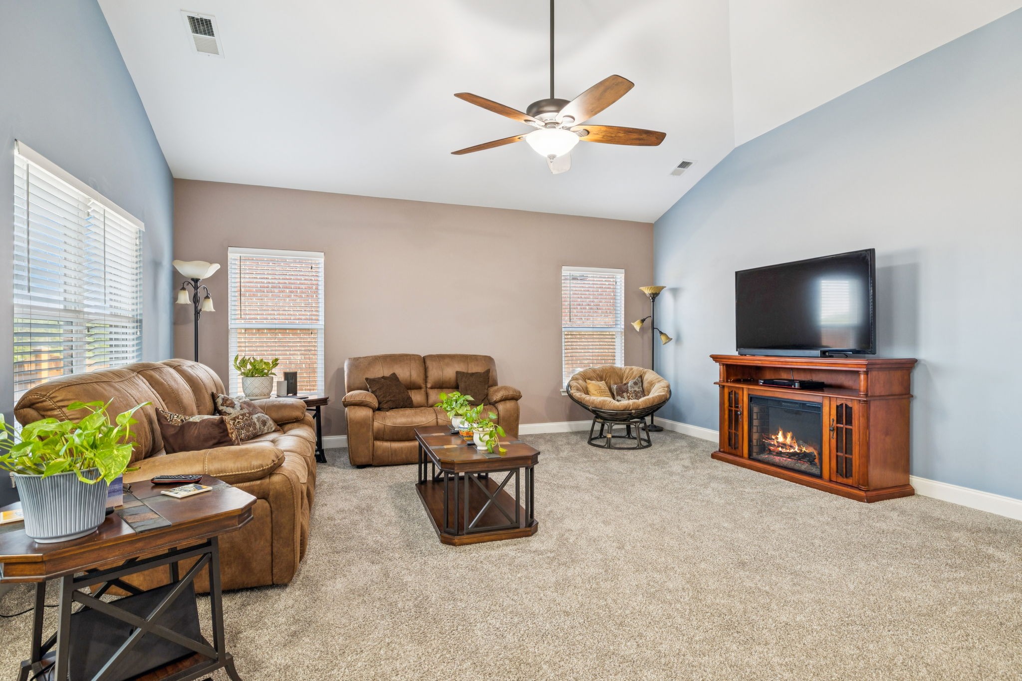 1026 Waterstone Dr
