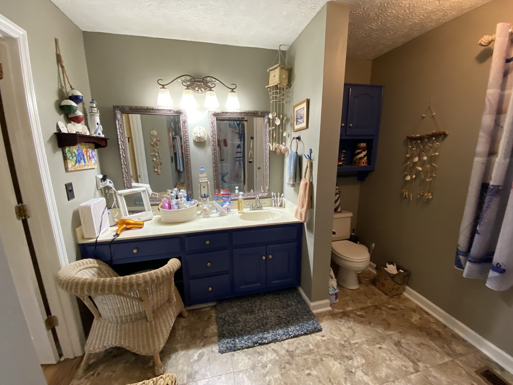 172 Landrum Ln