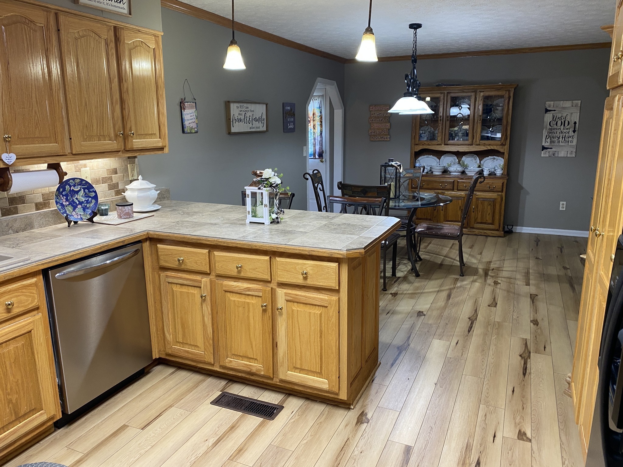 172 Landrum Ln