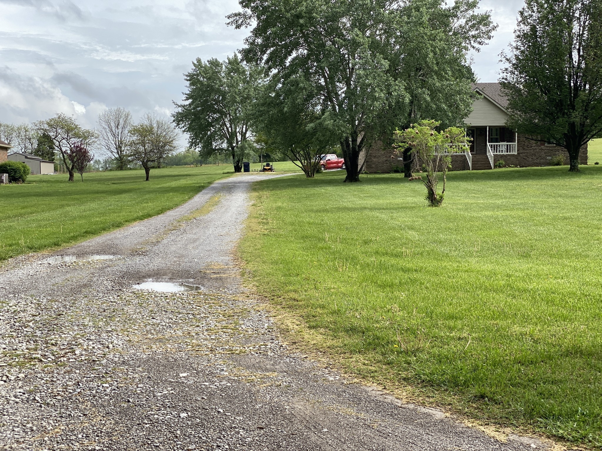 172 Landrum Ln