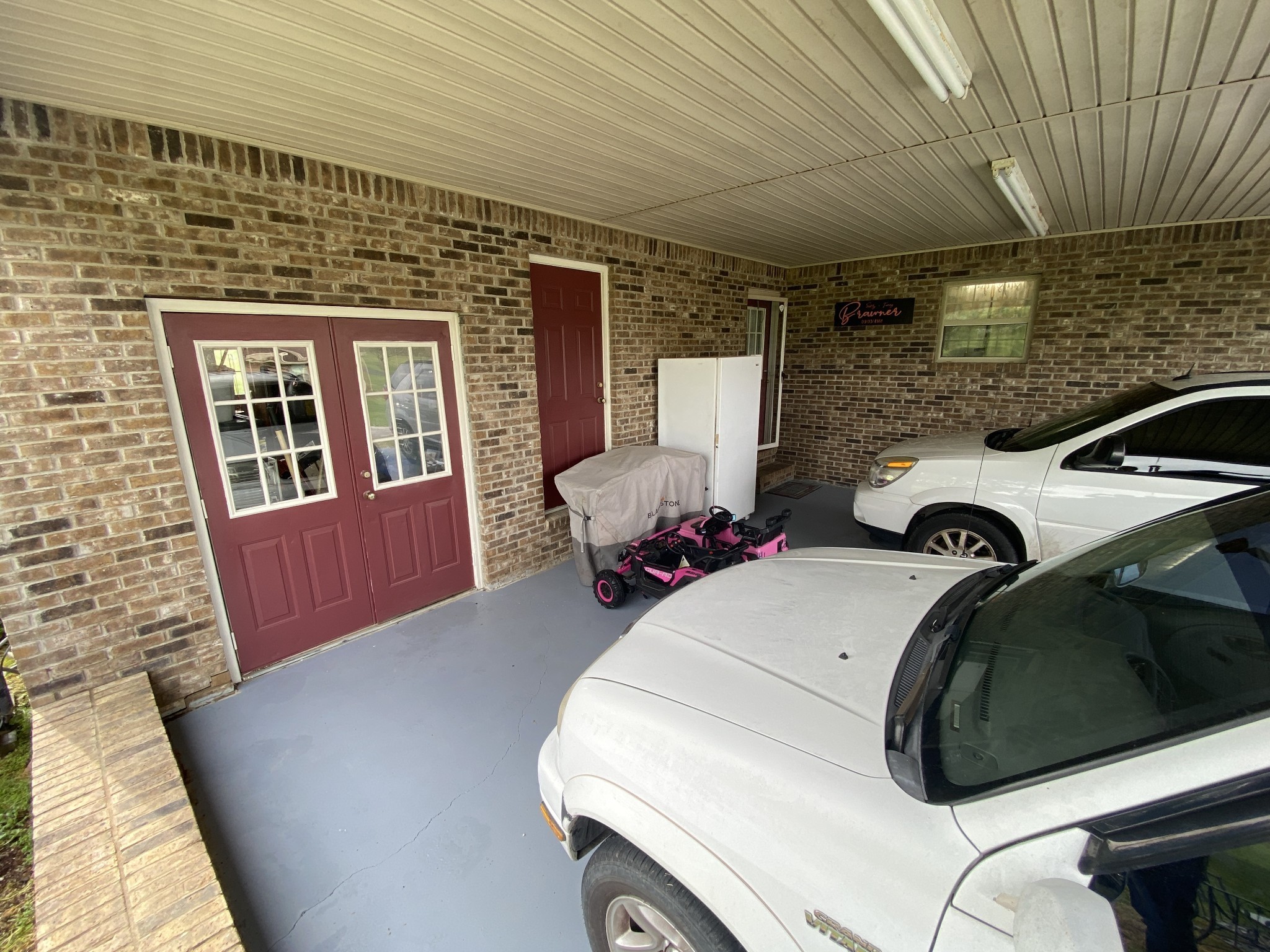 172 Landrum Ln