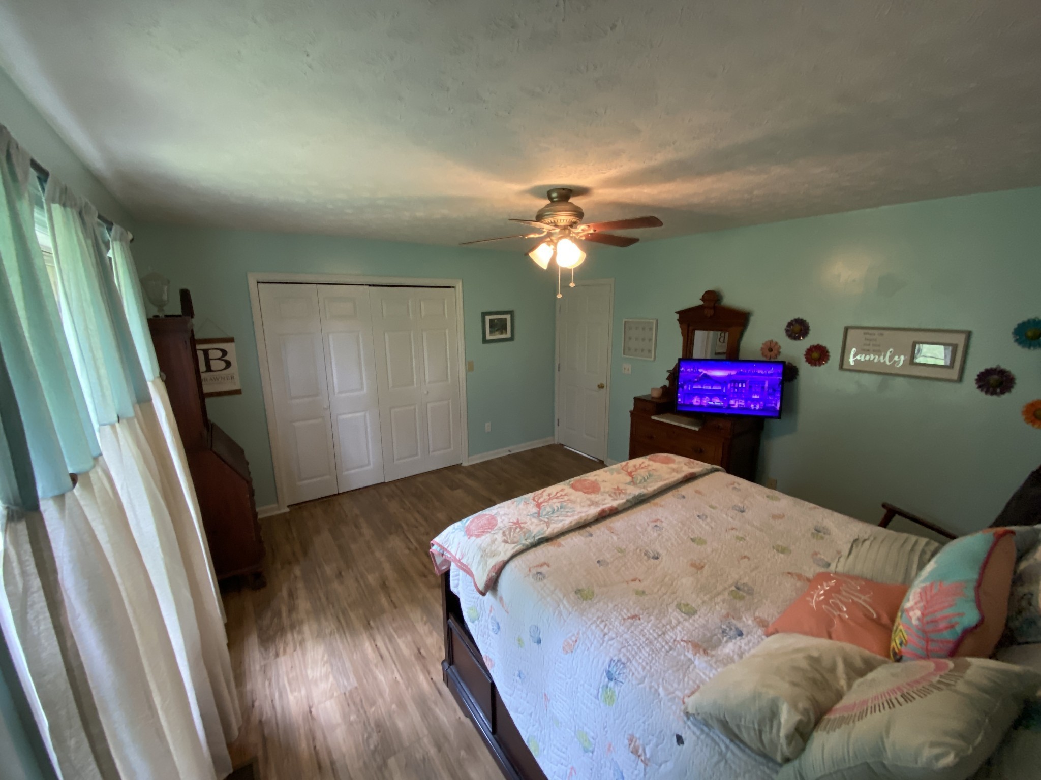 172 Landrum Ln