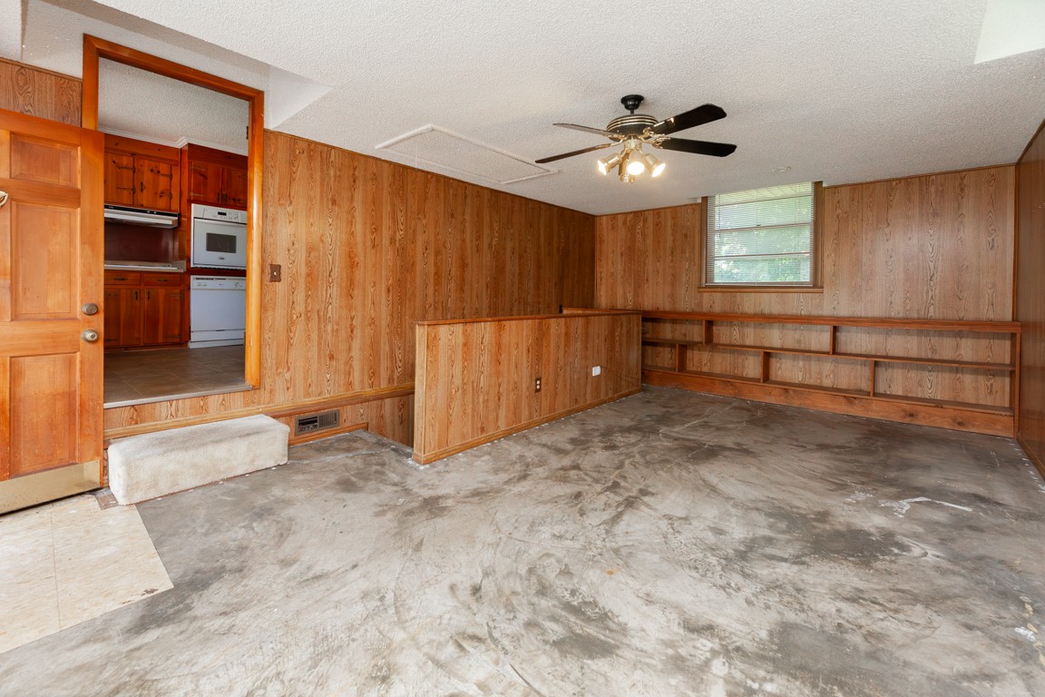 2829 Donna Hill Dr