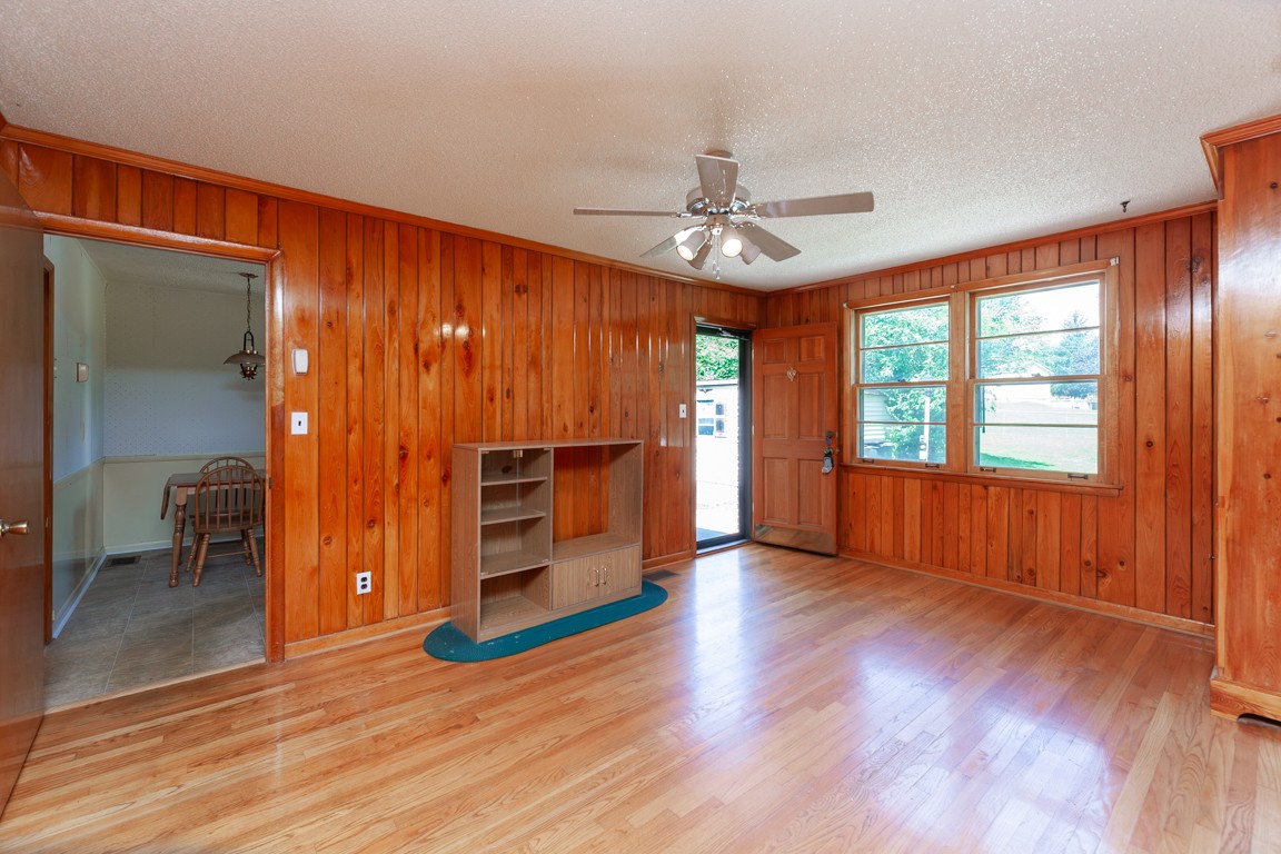 2829 Donna Hill Dr