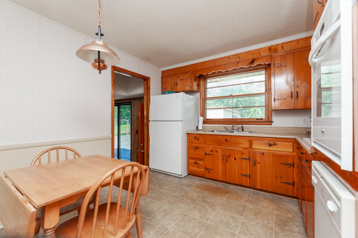 2829 Donna Hill Dr