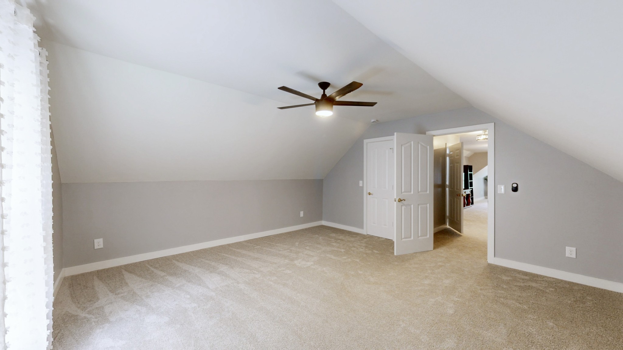 3115 Miles Dr
