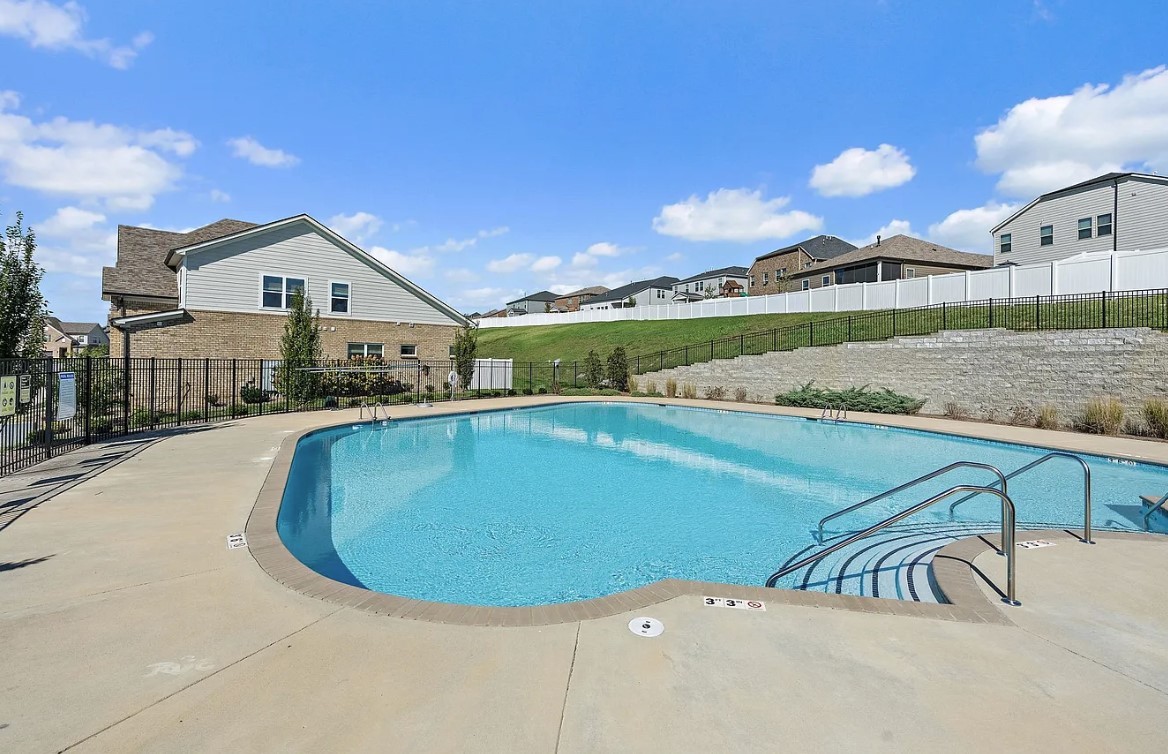 1023 Holland Ridge Way