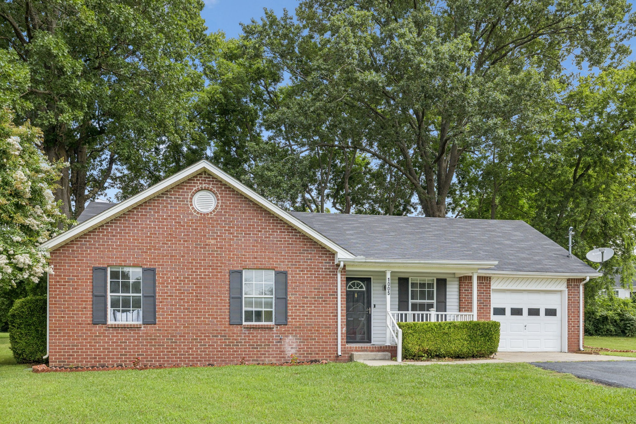 1005 Cedarstone Ct