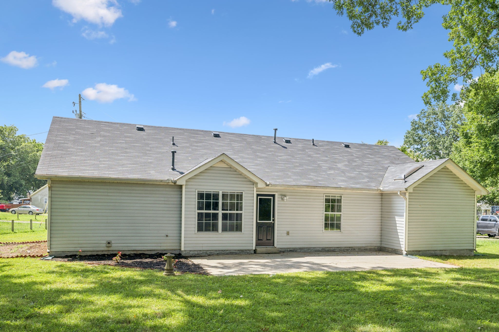1005 Cedarstone Ct