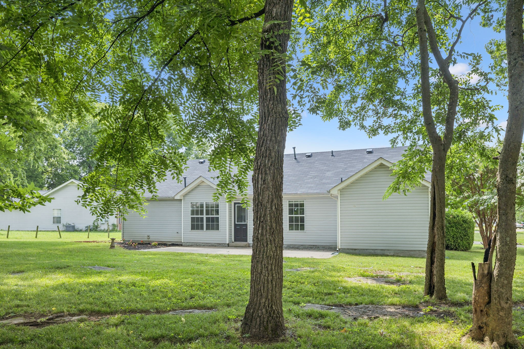 1005 Cedarstone Ct