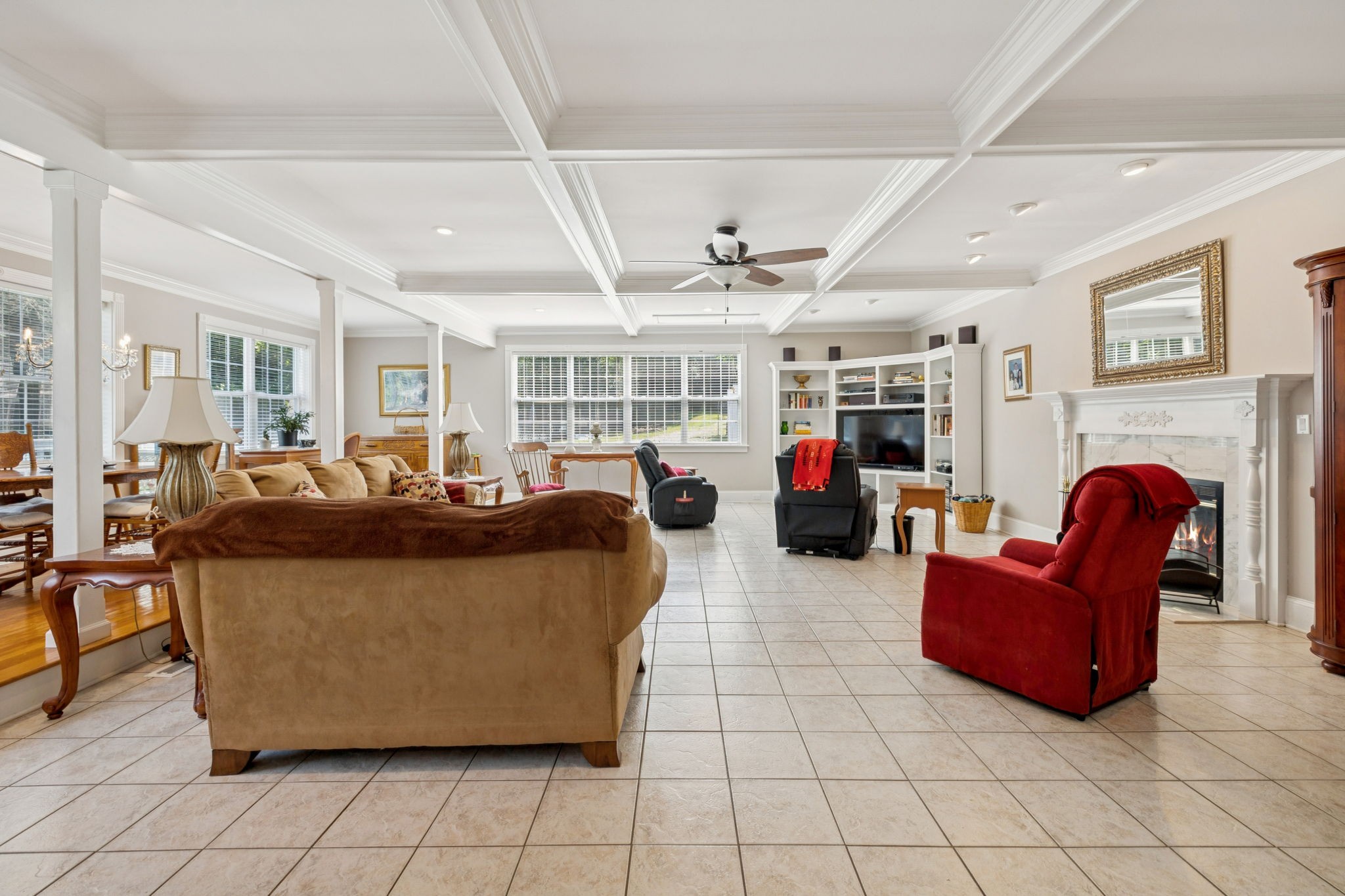 137 LW Lacy Rd