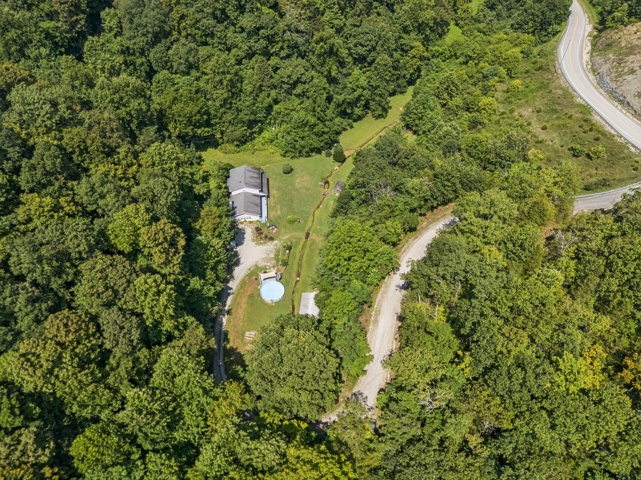 137 LW Lacy Rd