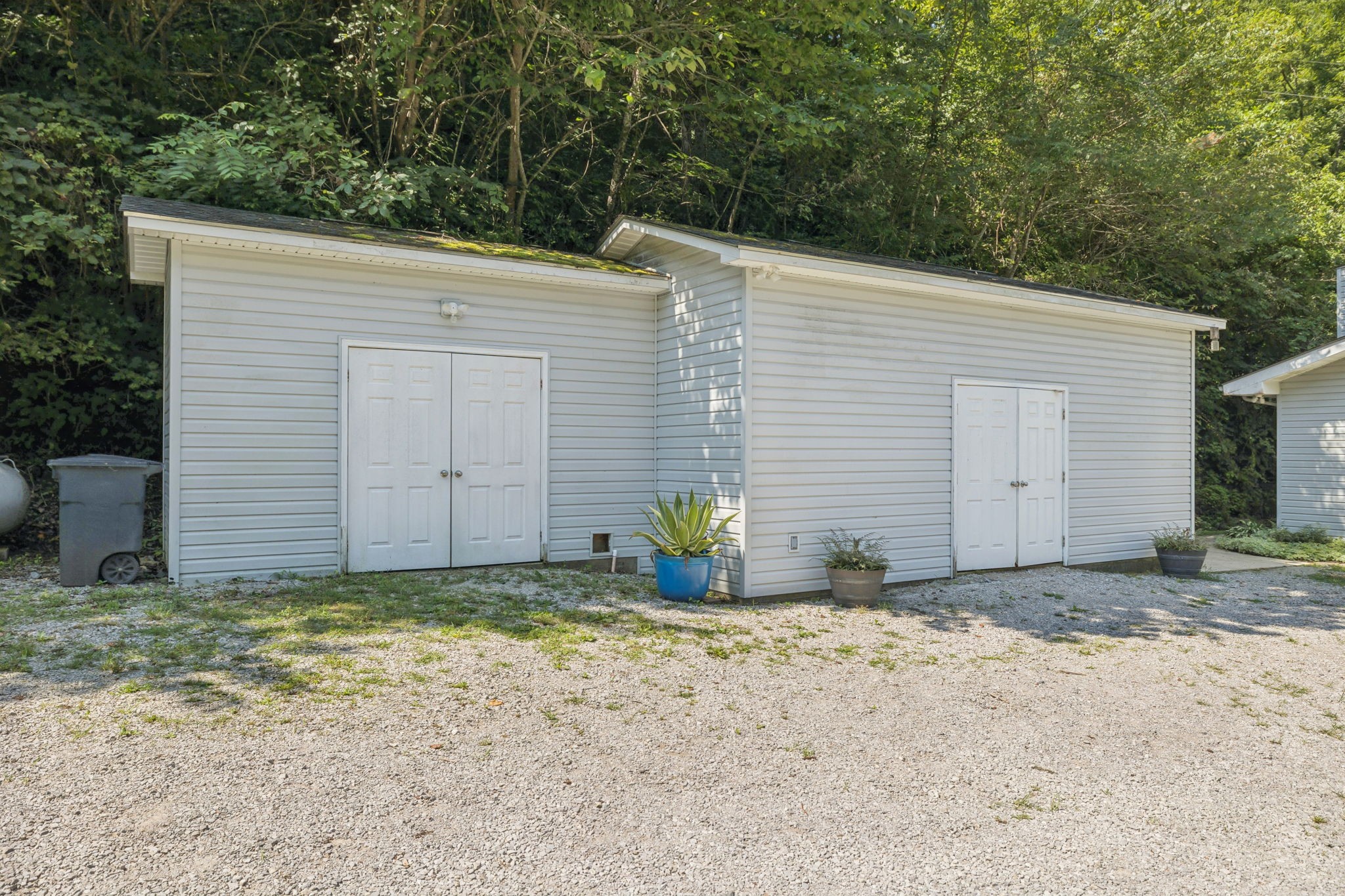 137 LW Lacy Rd