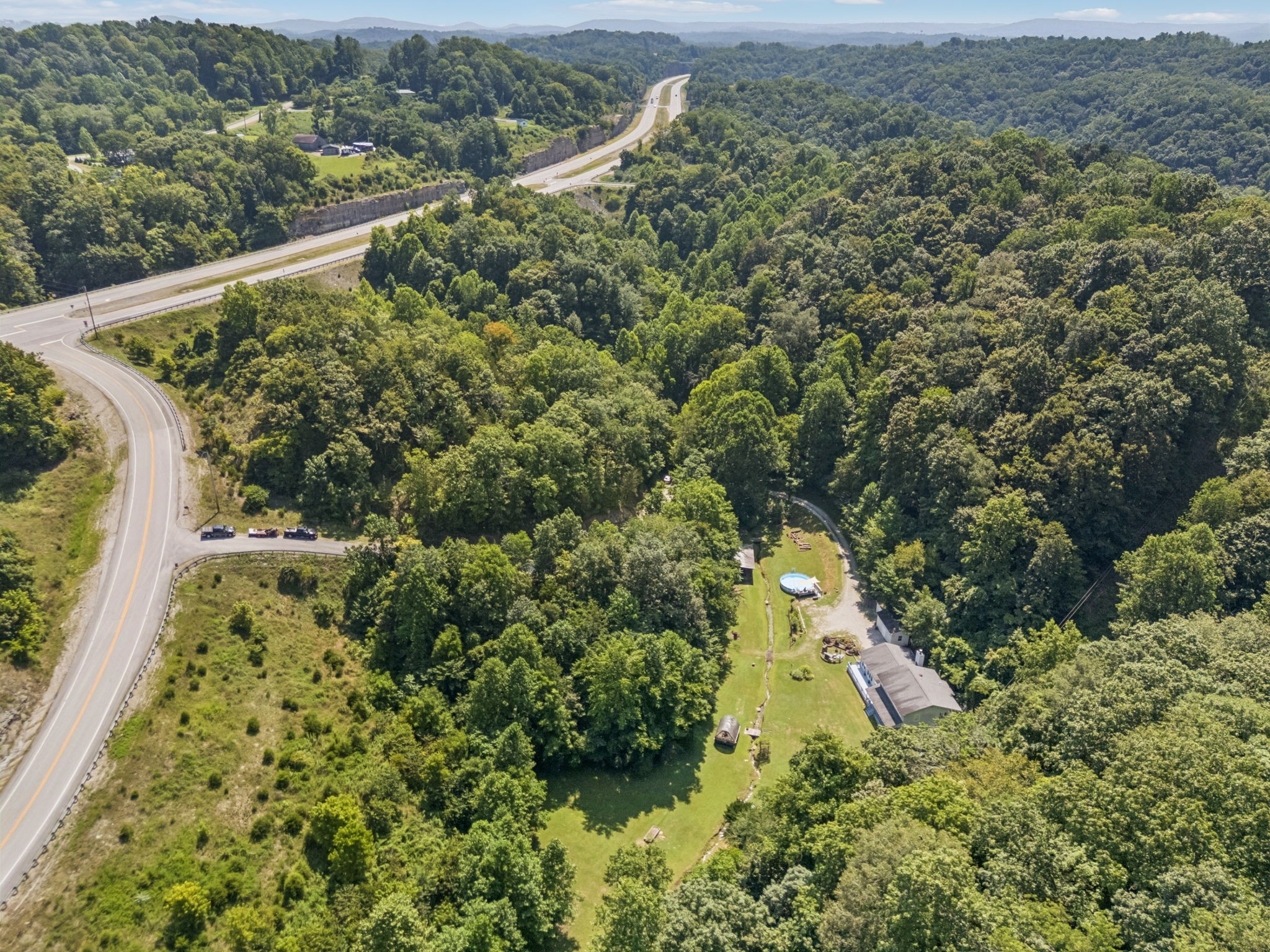 137 LW Lacy Rd