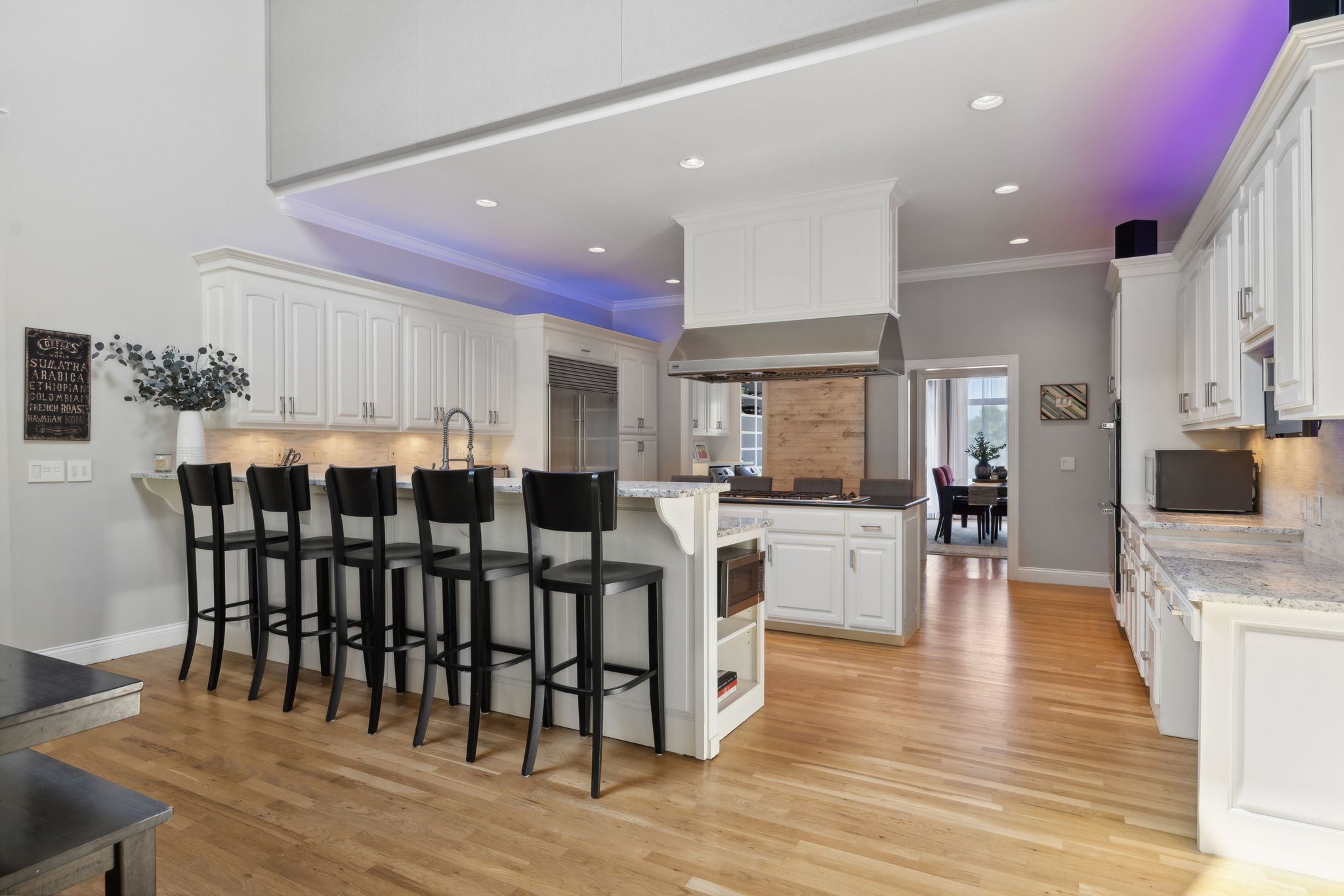 512 Trotters Pl