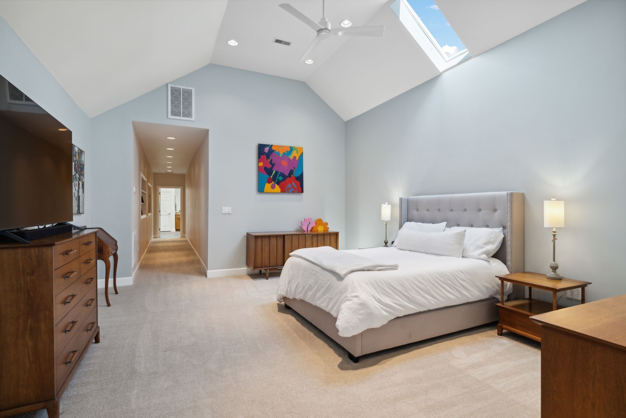 512 Trotters Pl