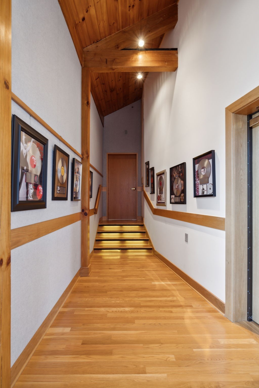 512 Trotters Pl