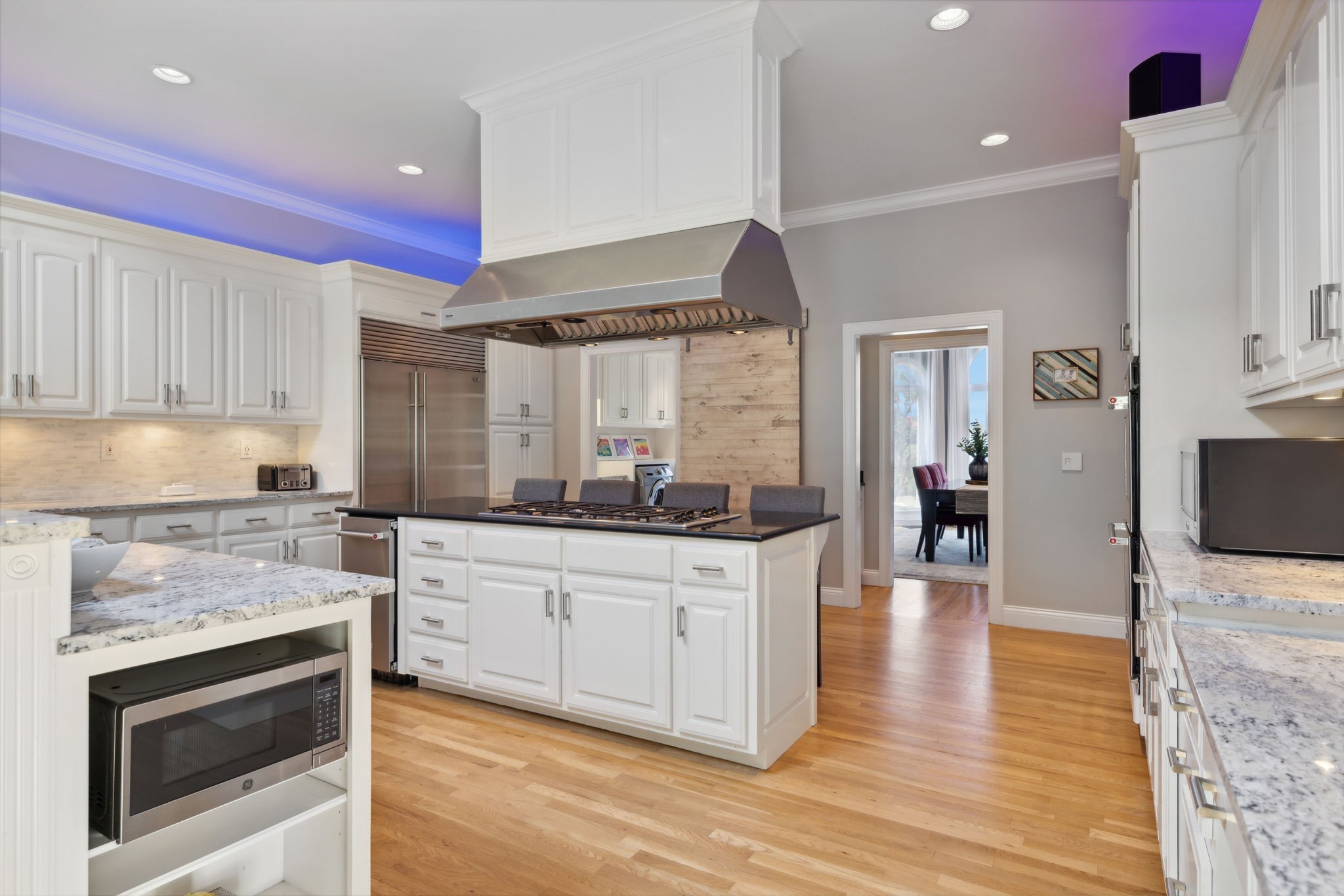 512 Trotters Pl