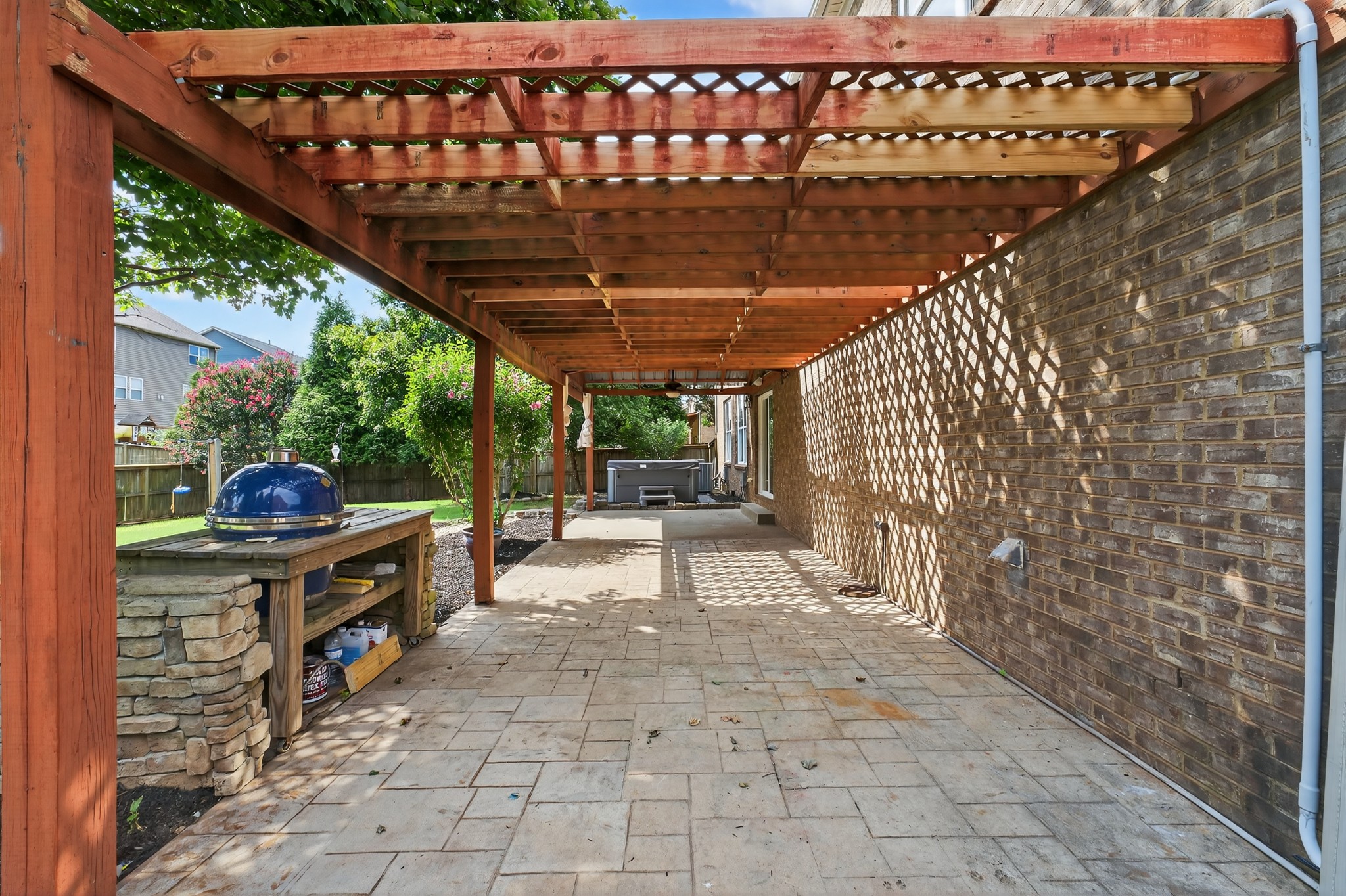 128 Rock Castle Dr