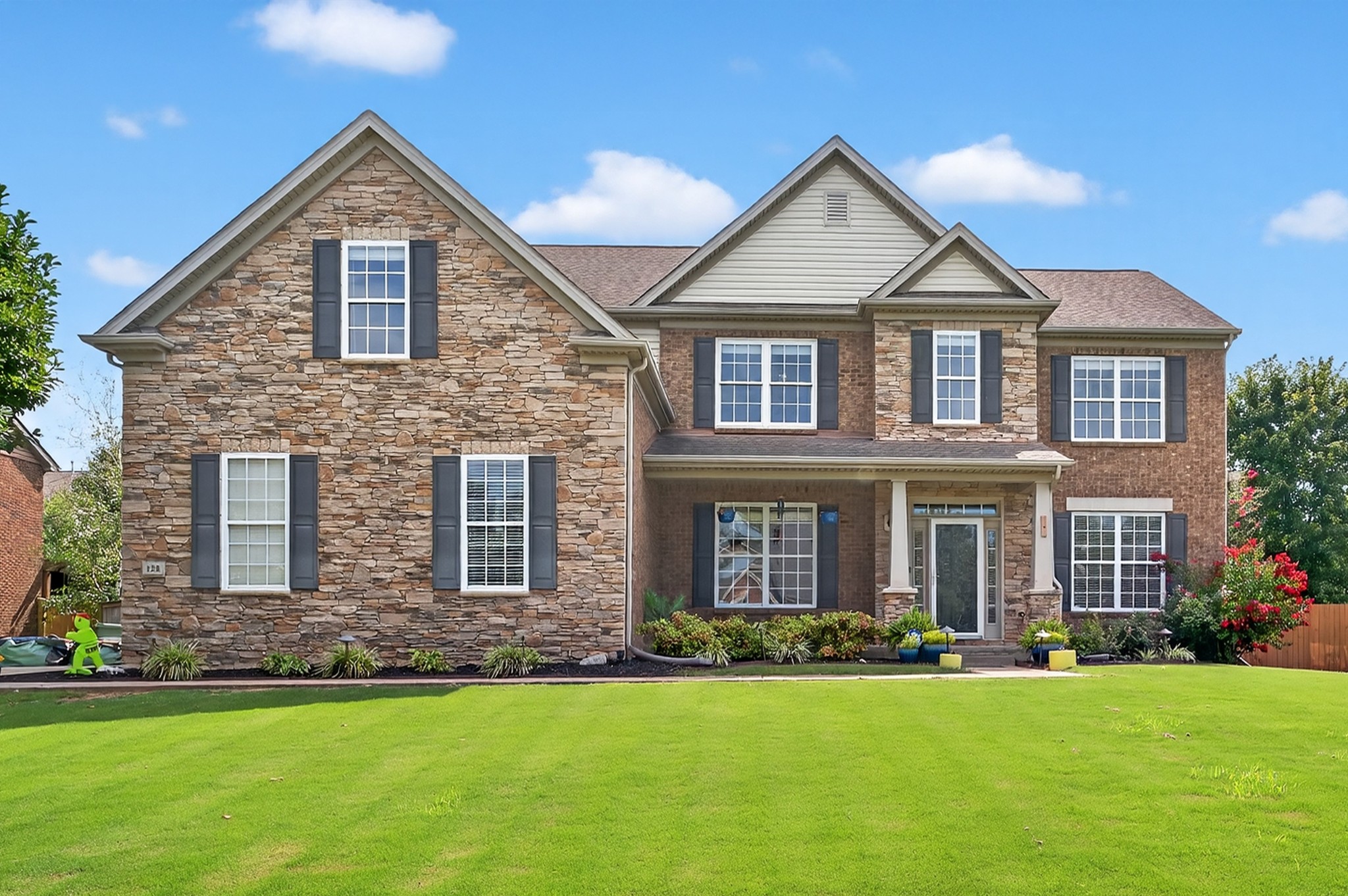 128 Rock Castle Dr