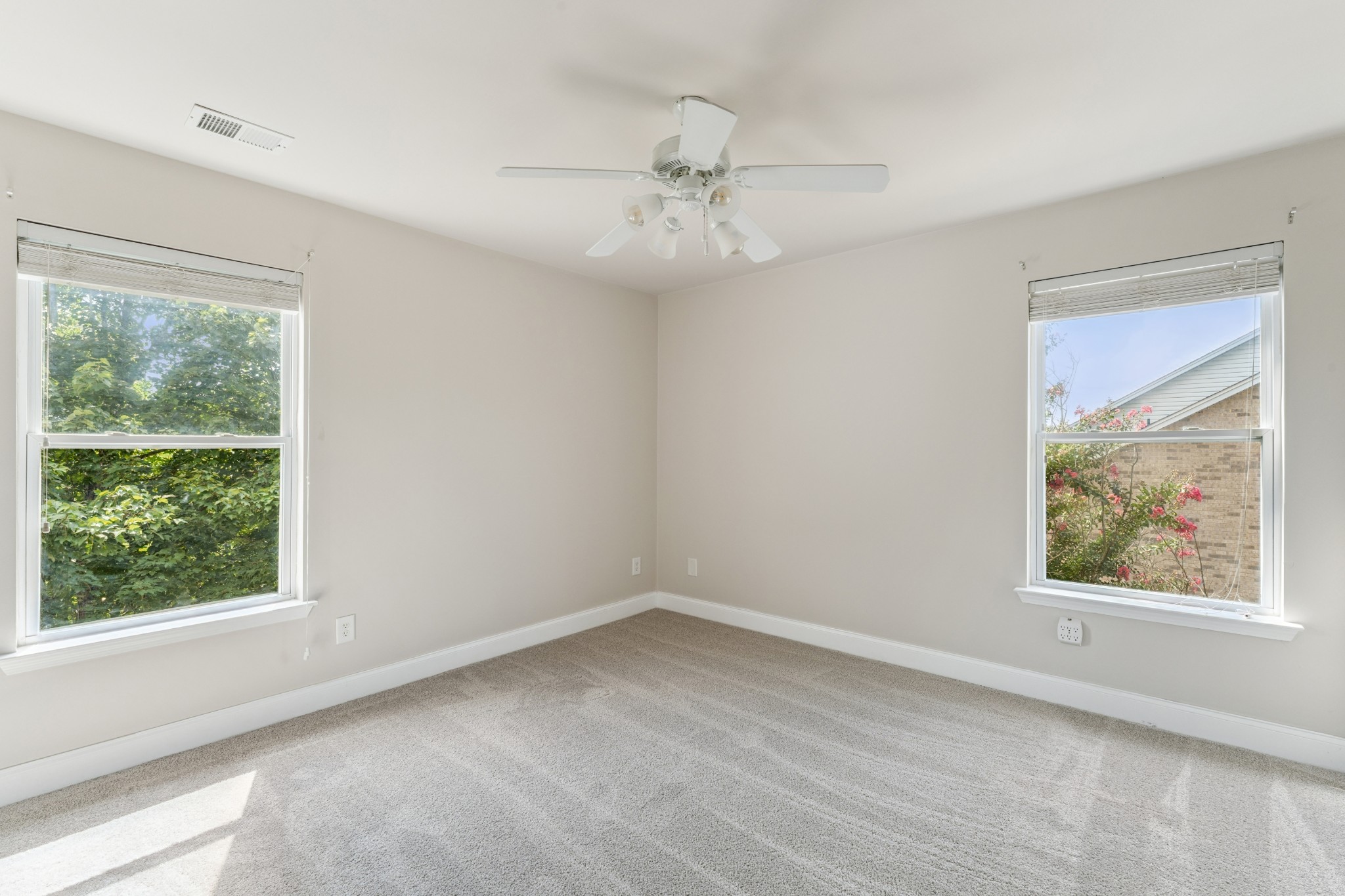 128 Rock Castle Dr