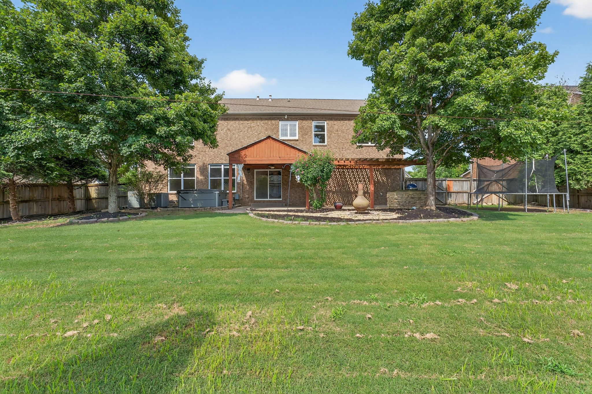 128 Rock Castle Dr