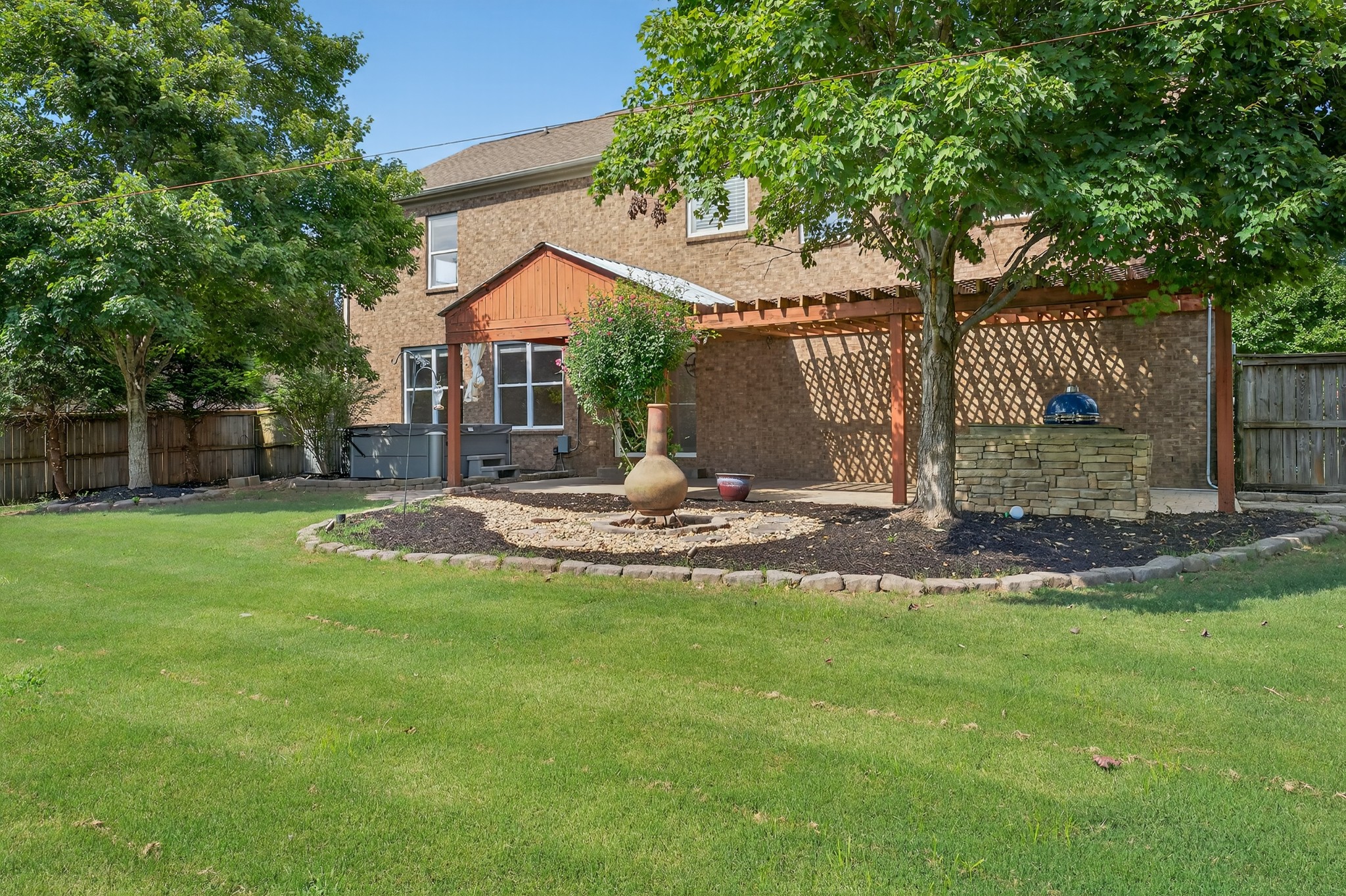 128 Rock Castle Dr