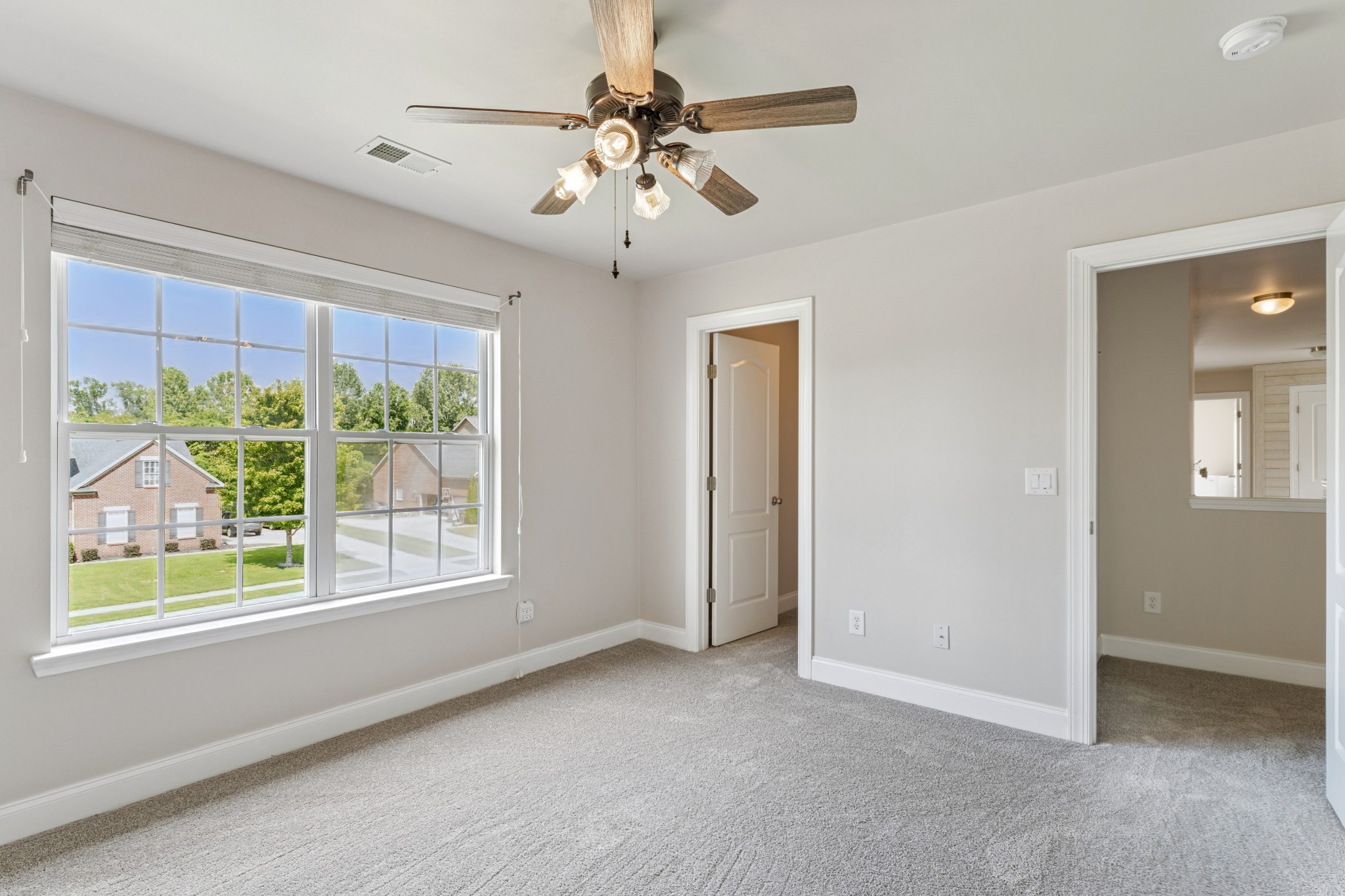 128 Rock Castle Dr