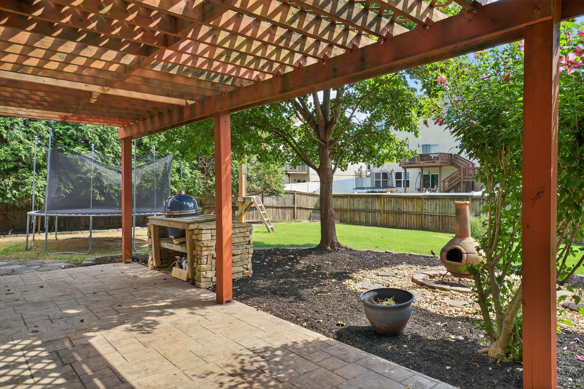 128 Rock Castle Dr