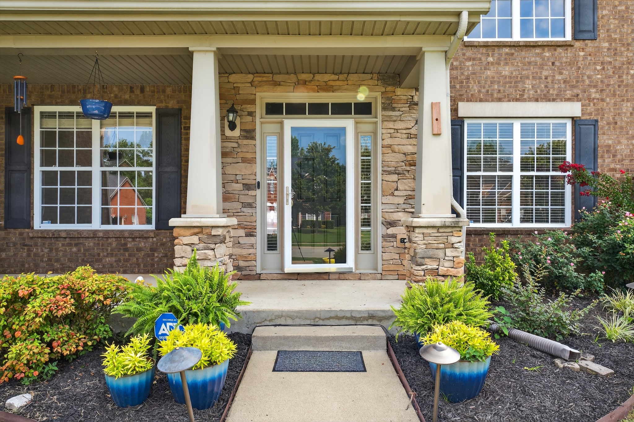 128 Rock Castle Dr